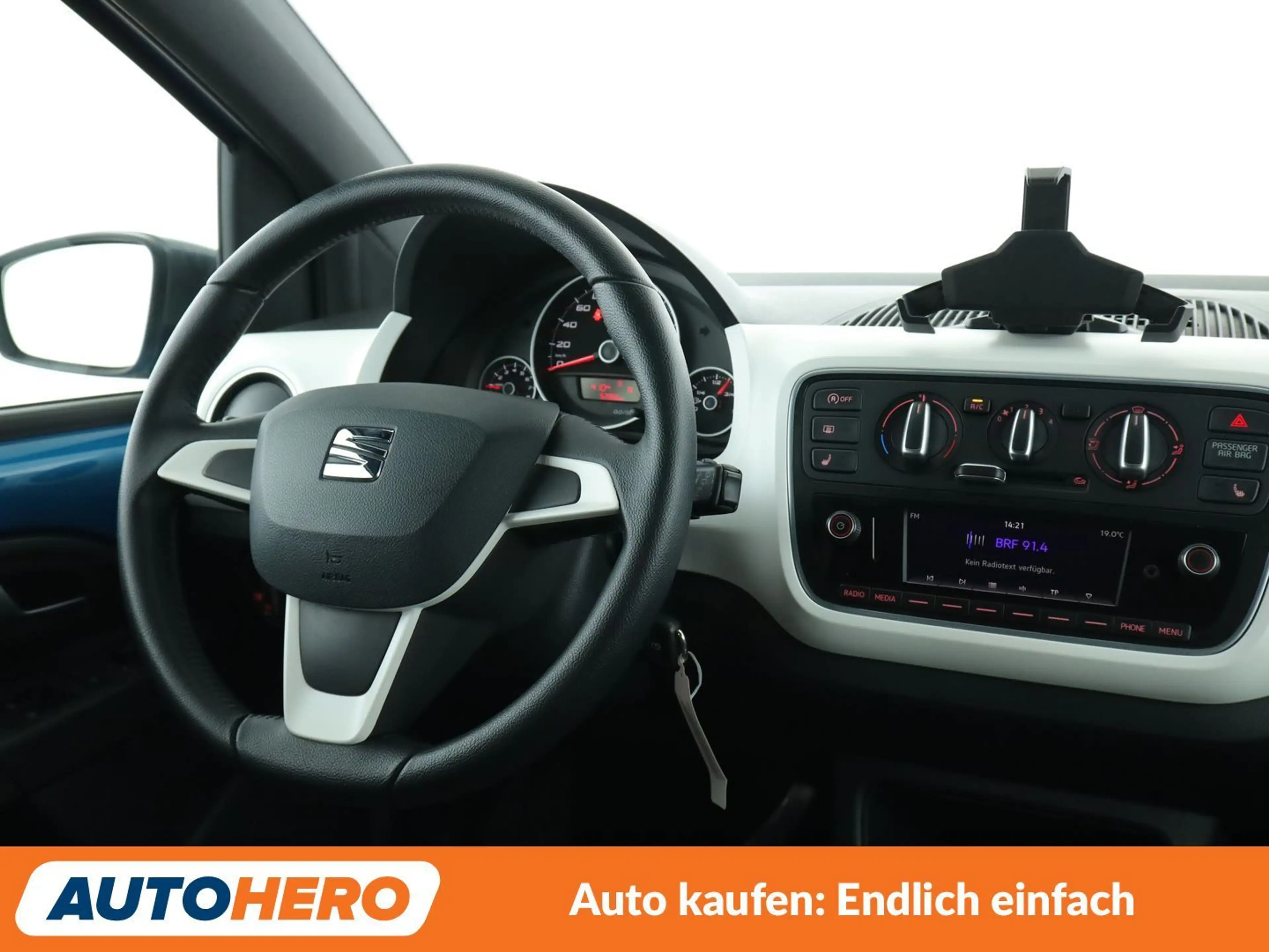 SEAT Mii 1.0 Chic *TEMPO*PDC*SHZ*START/STOP* — photo 13