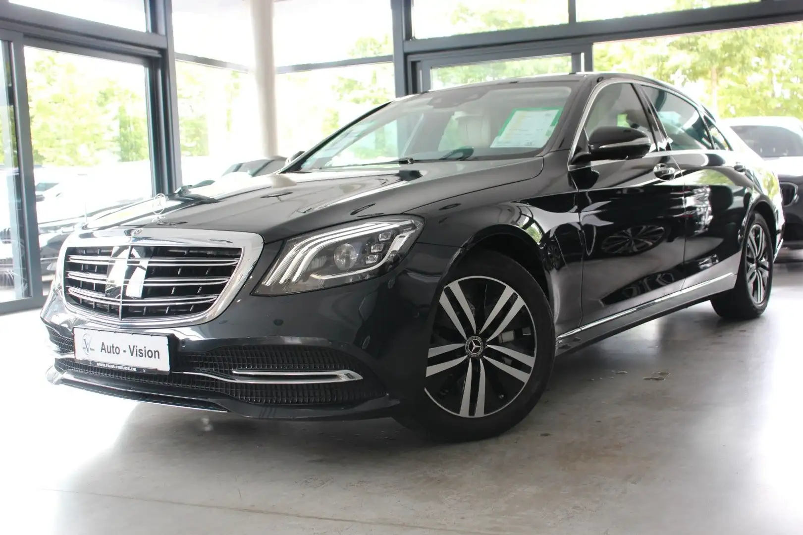 Mercedes-Benz S 400 d 4Matic Lang*MULTIBEAM*PANORAMA*360*MEMORY Noir - 1