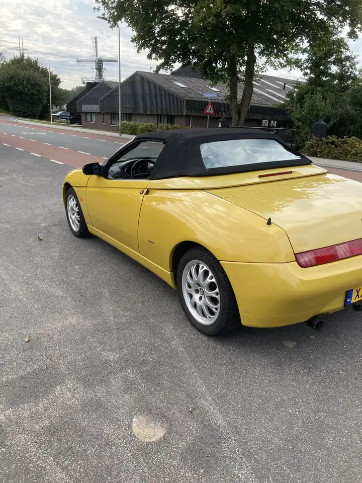 Alfa Romeo Spider 1.8 Twin Spark, foto 3