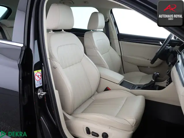 Skoda Superb view 12