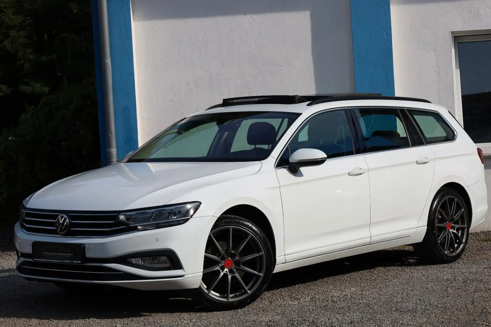 Volkswagen Passat Variant Passat 2.0 TDI Variant/AHK/PANO/ACC/KAM/1 HAND/ Weiß - 1