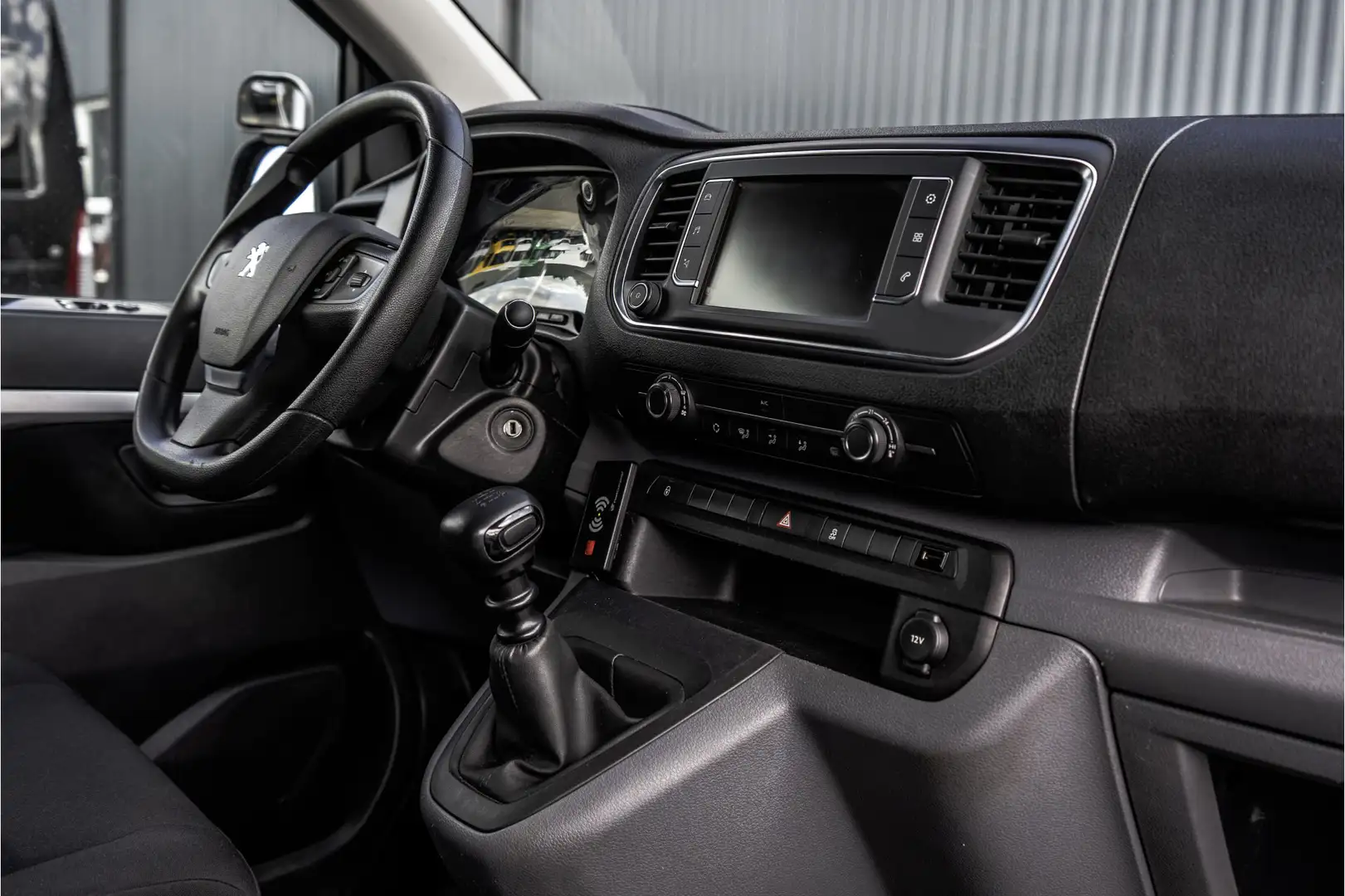 Peugeot Expert 2.0 BlueHDI | L3H1 | DC 5-Zits | CarPlay | Navi | Wit - 2