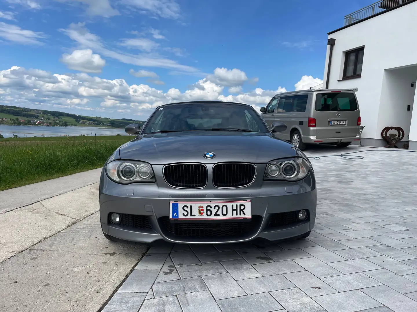BMW 123 123d Cabrio Grau - 2