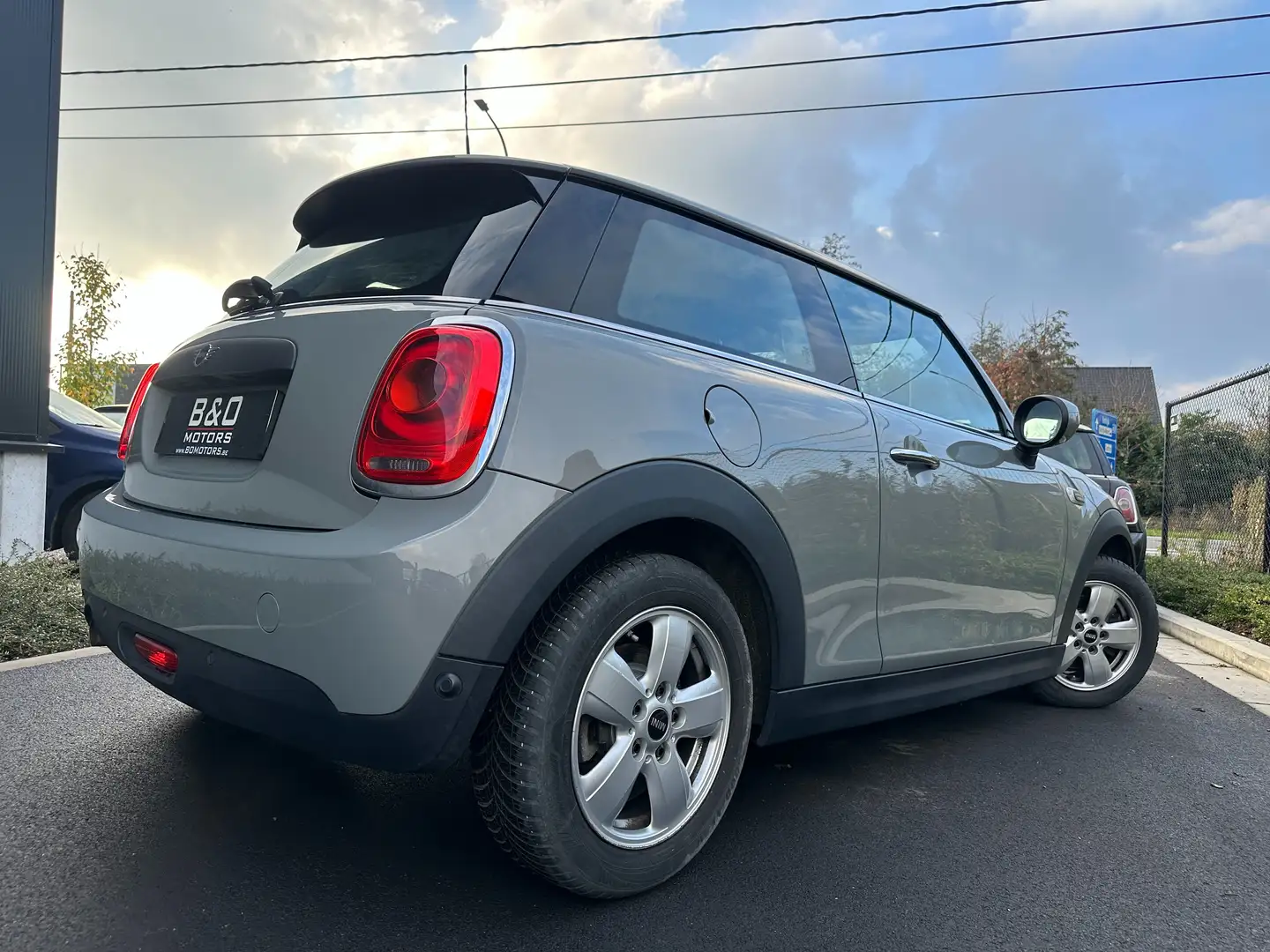 MINI One Mini One 1.5i Klima/PDC/Speed lim./Garantie/ Gris - 2