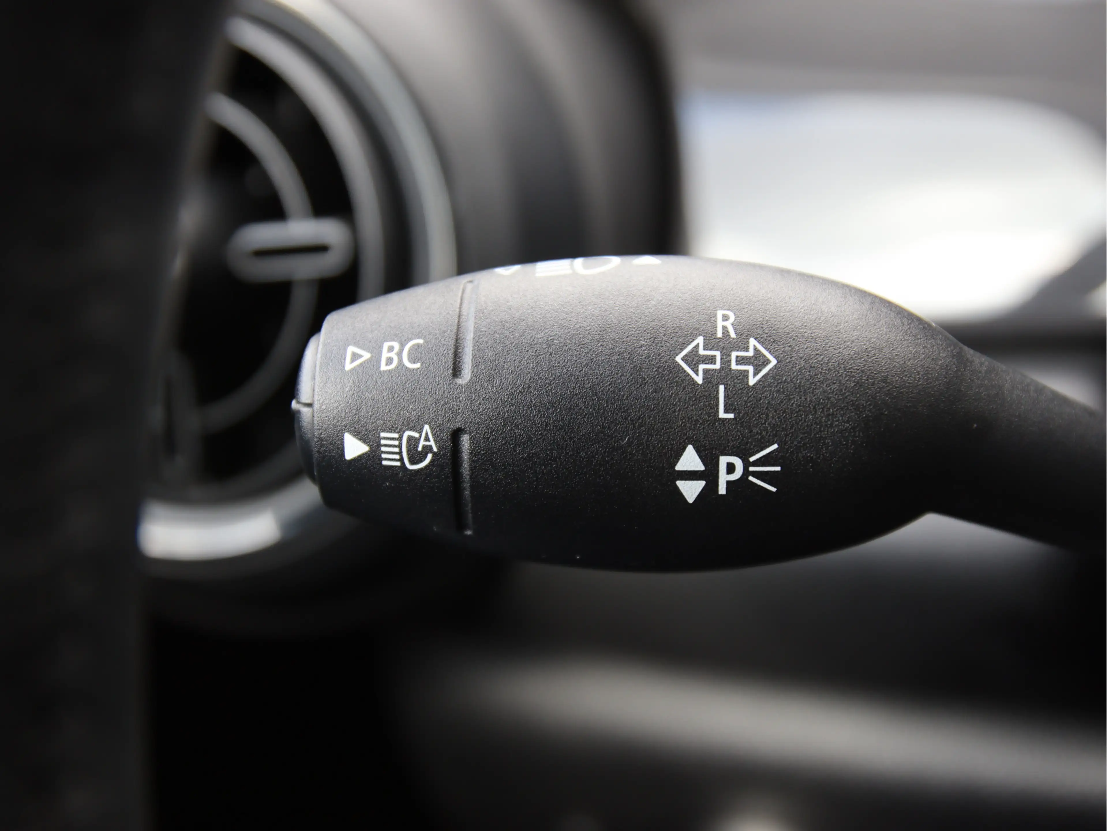 MINI One 3-Deurs 1.5 Essential Stoelvw, Camera, Carplay, Ma — photo 16