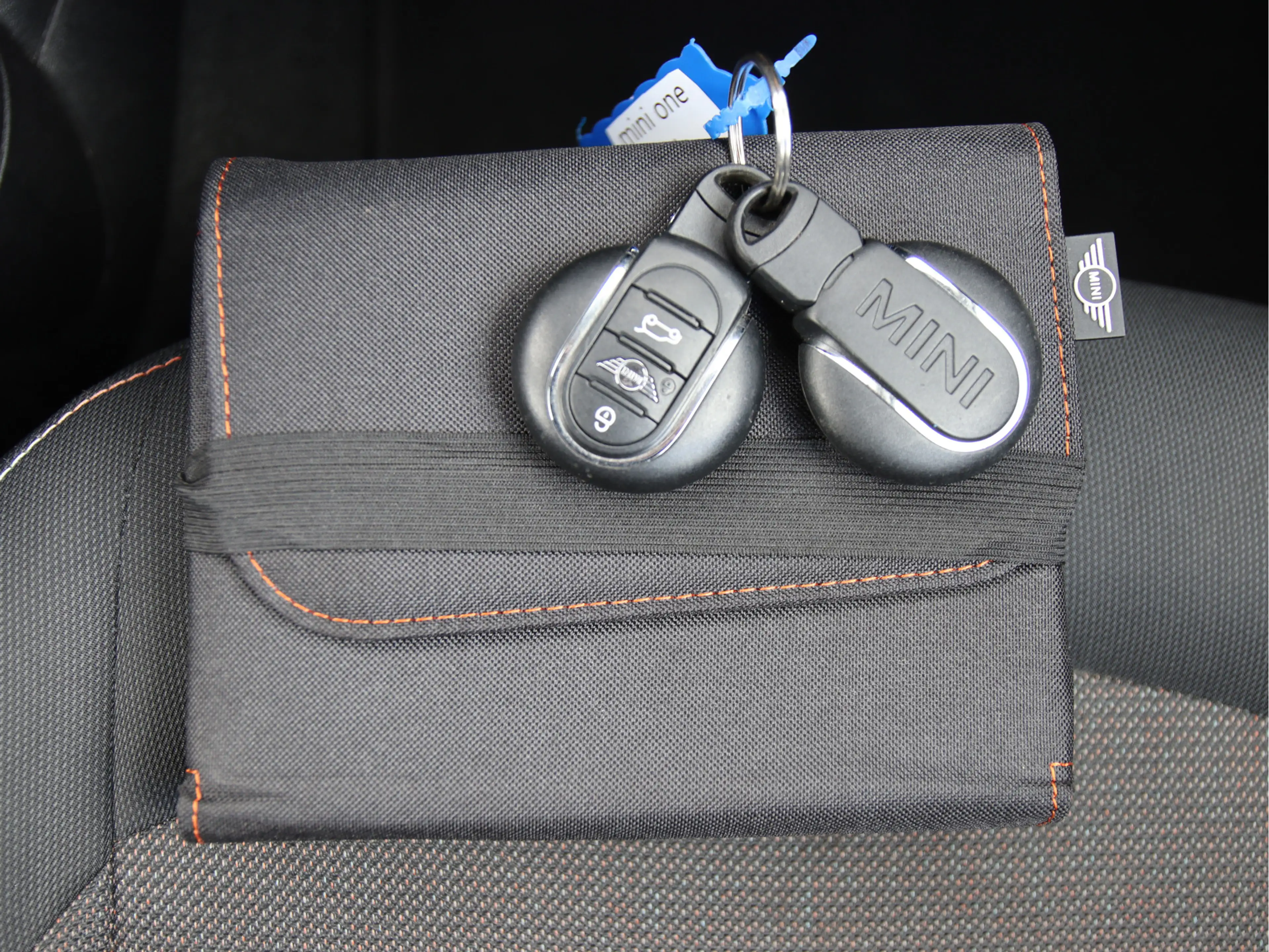 MINI One 3-Deurs 1.5 Essential Stoelvw, Camera, Carplay, Ma — photo 44
