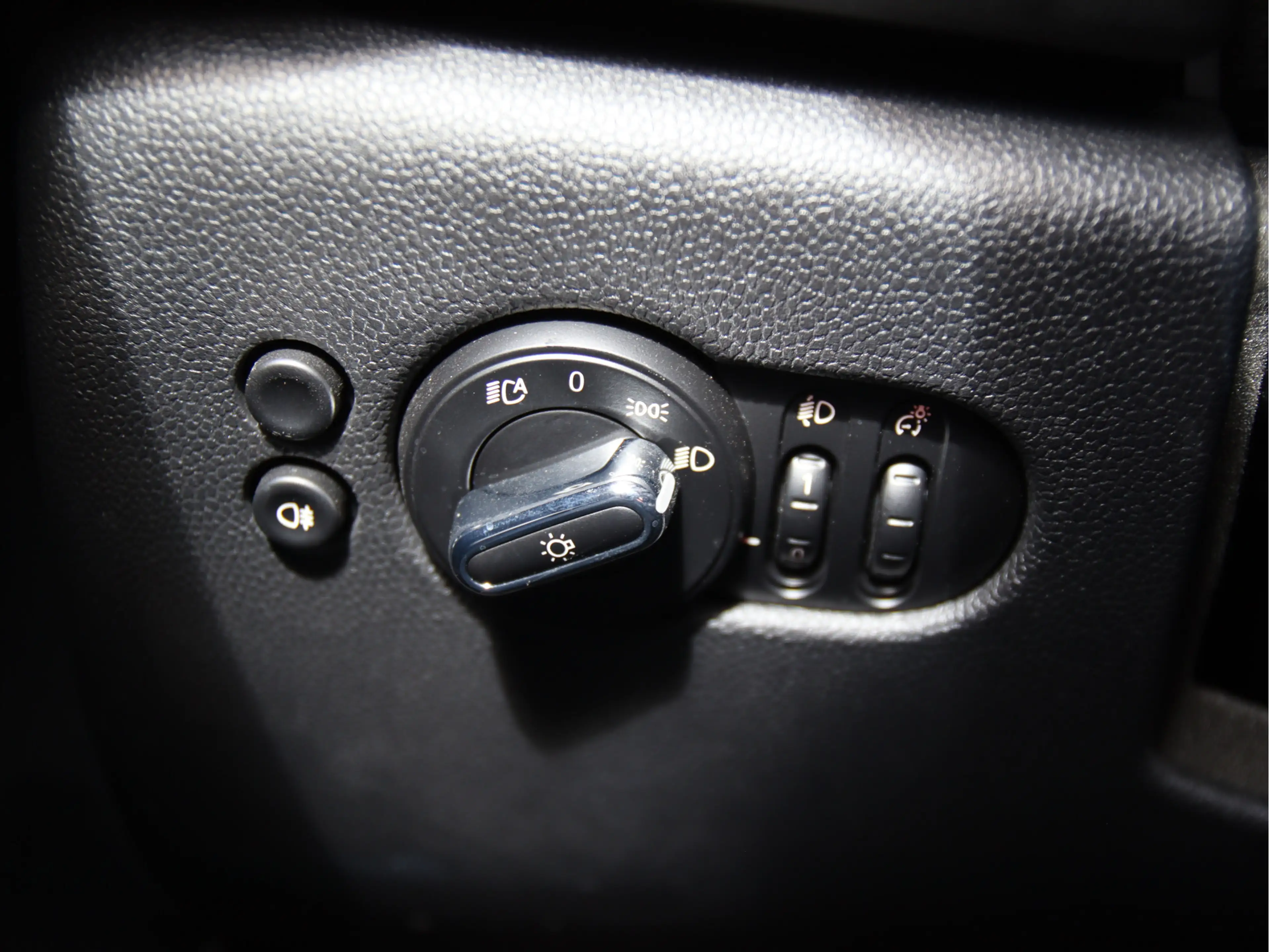 MINI One 3-Deurs 1.5 Essential Stoelvw, Camera, Carplay, Ma — photo 35