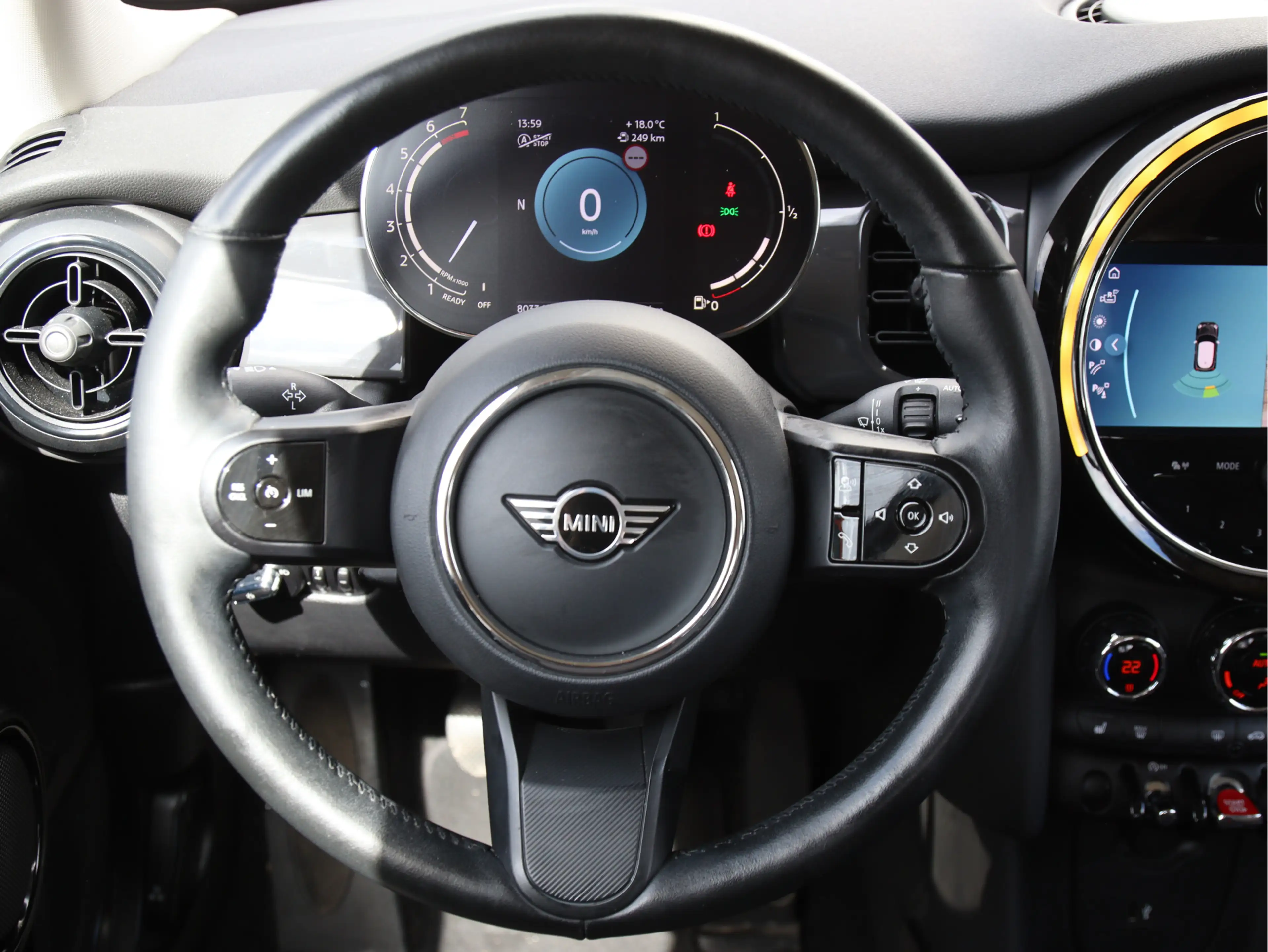 MINI One 3-Deurs 1.5 Essential Stoelvw, Camera, Carplay, Ma — photo 15