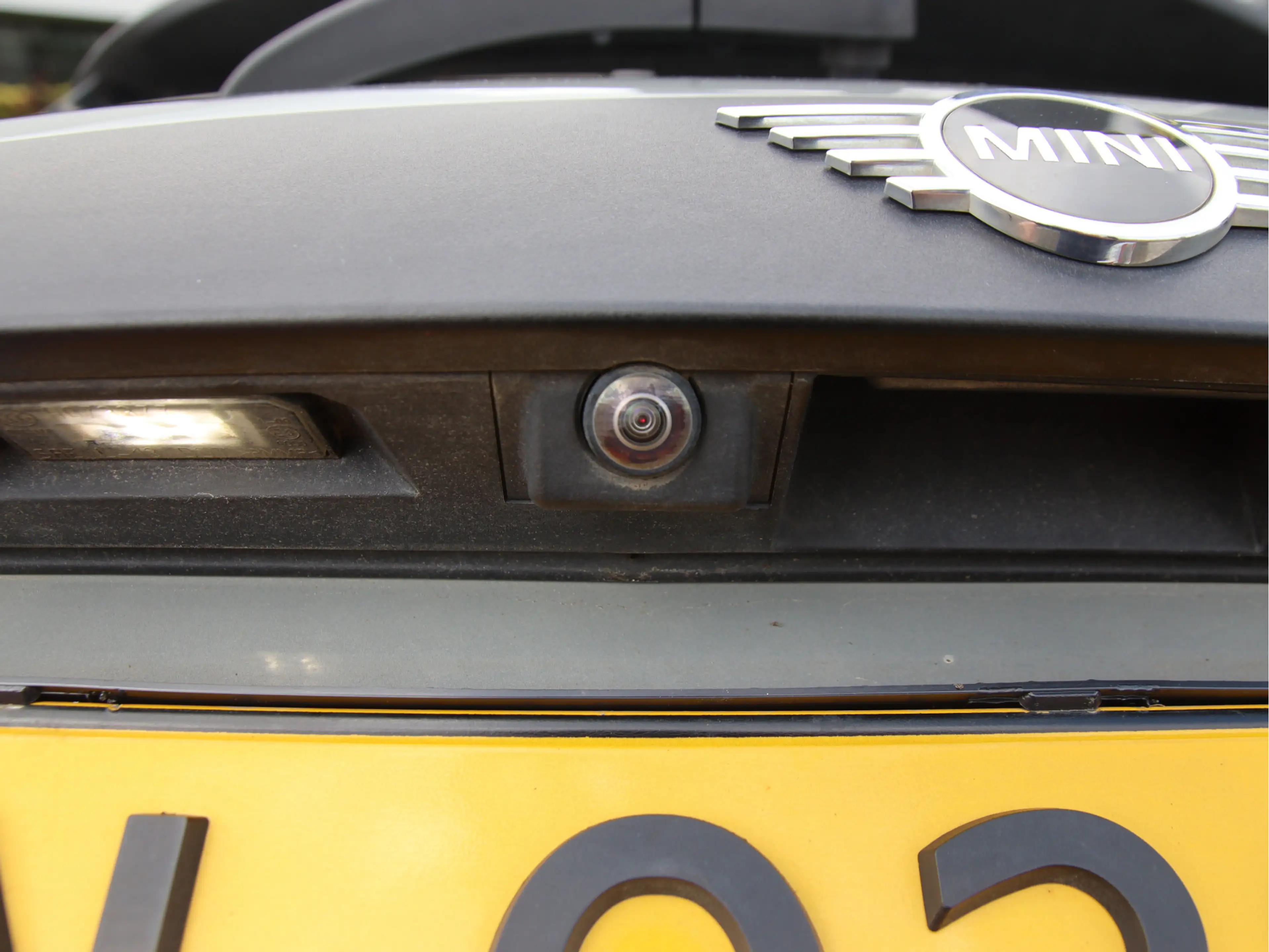 MINI One 3-Deurs 1.5 Essential Stoelvw, Camera, Carplay, Ma — photo 40