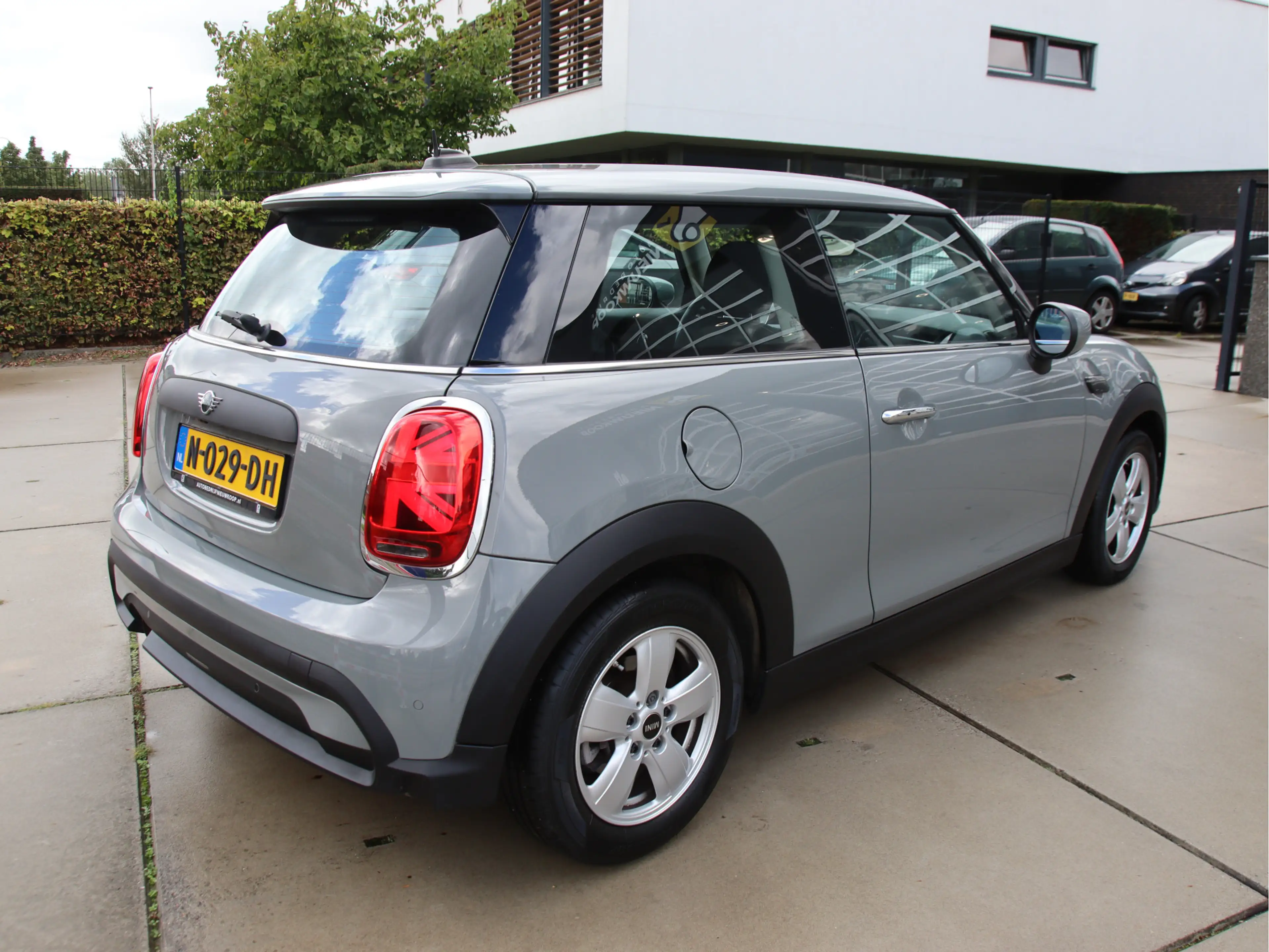MINI One 3-Deurs 1.5 Essential Stoelvw, Camera, Carplay, Ma — photo 4