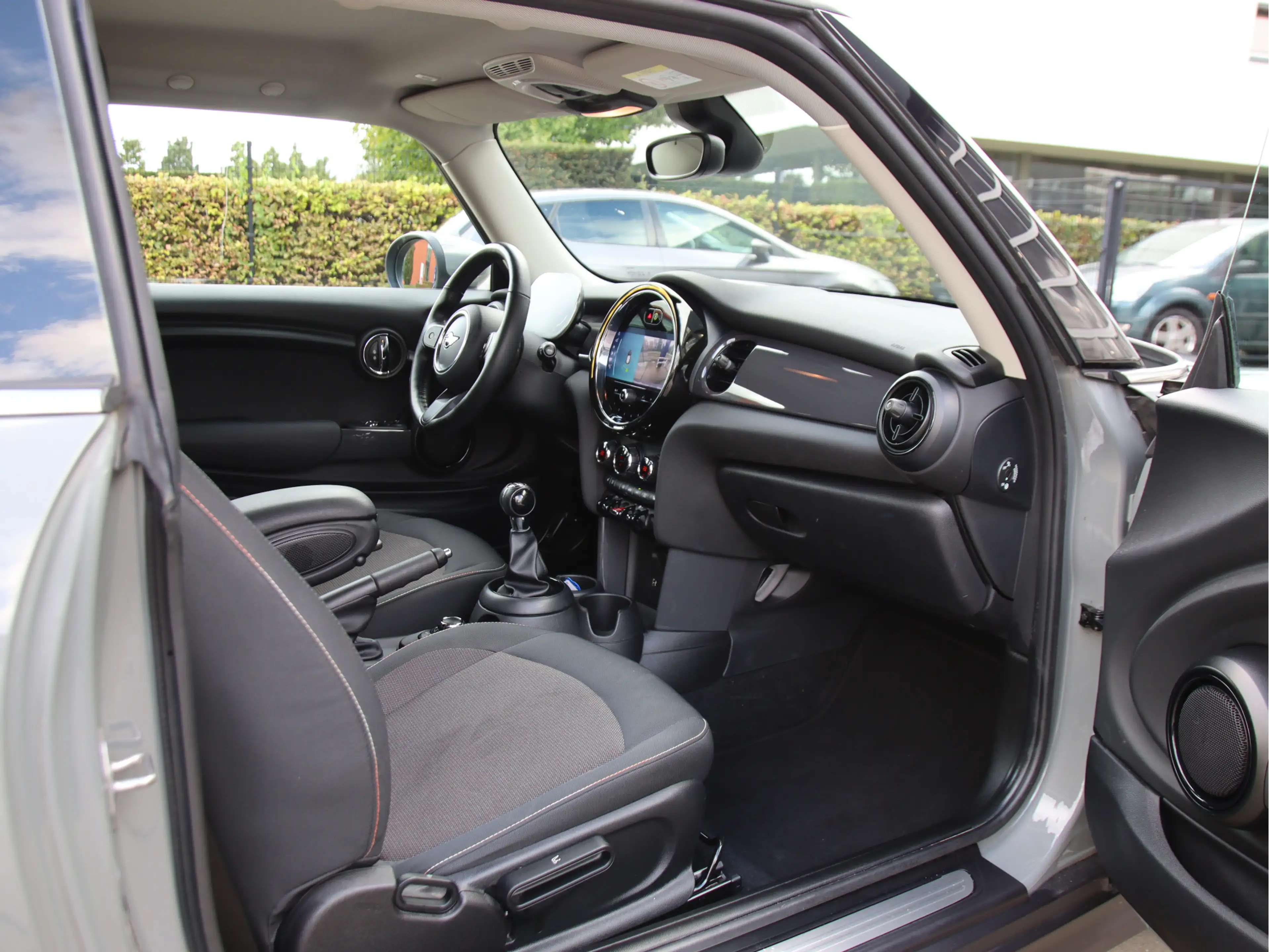 MINI One 3-Deurs 1.5 Essential Stoelvw, Camera, Carplay, Ma — photo 11