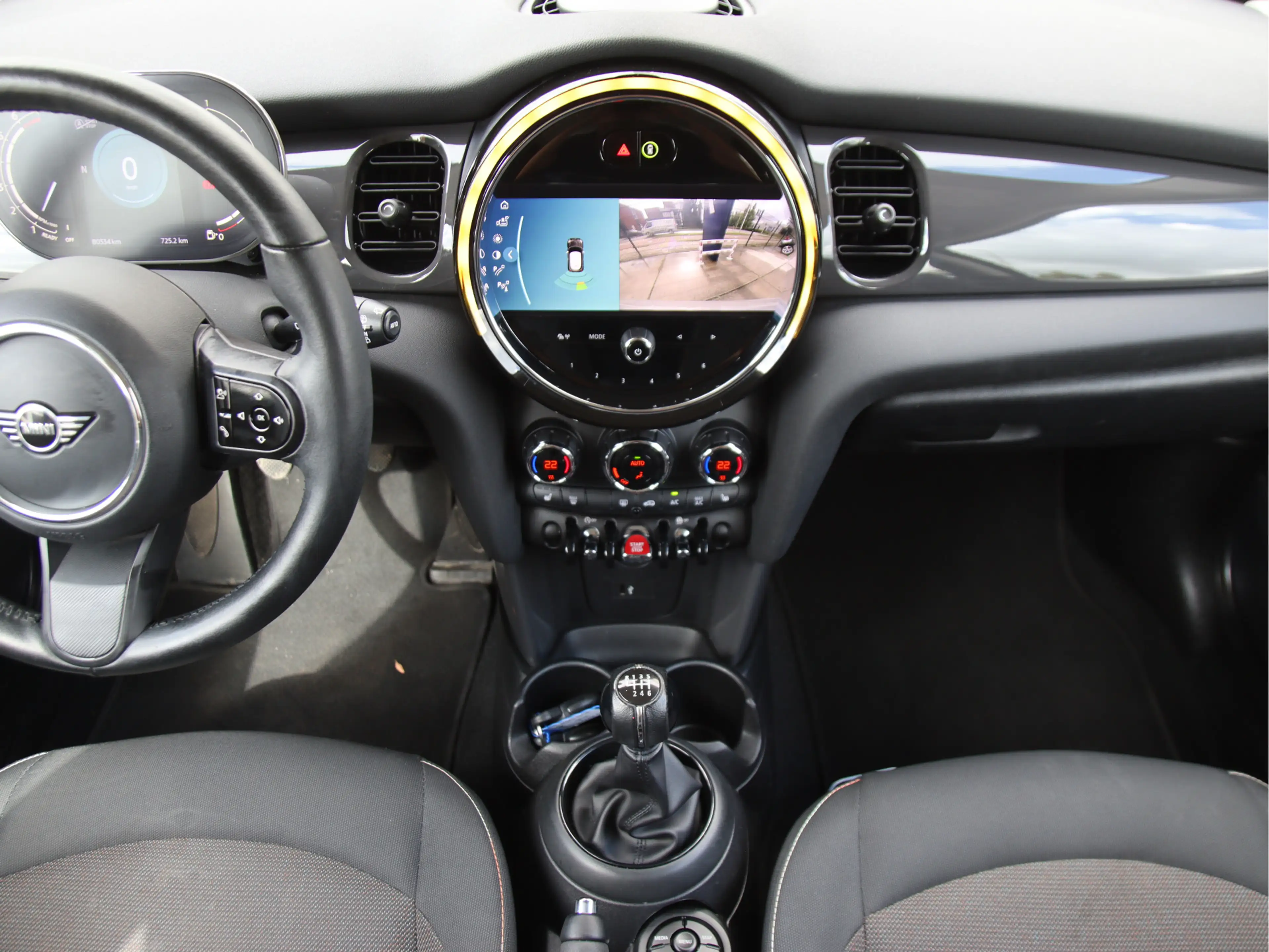 MINI One 3-Deurs 1.5 Essential Stoelvw, Camera, Carplay, Ma — photo 21