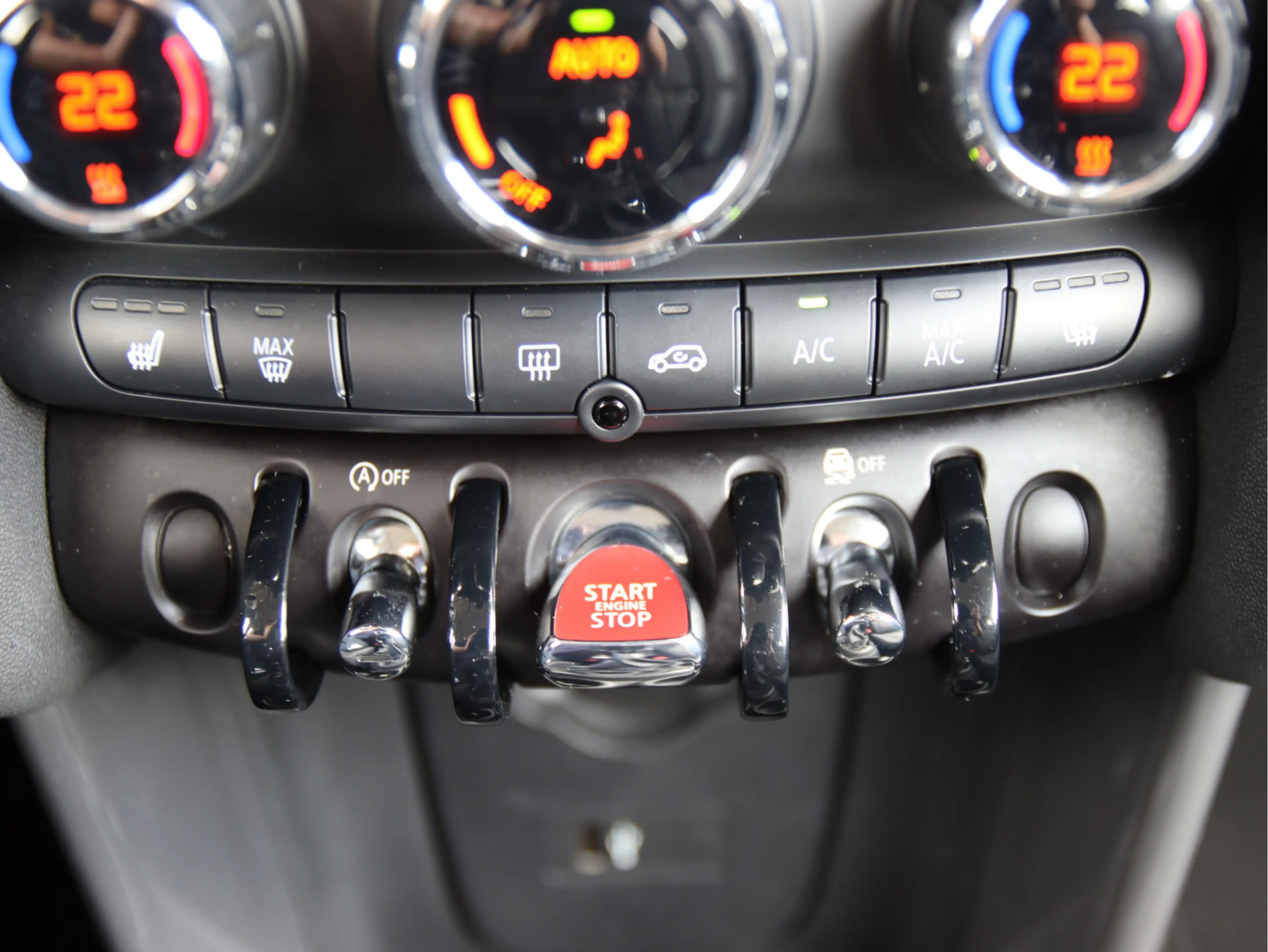 MINI One 3-Deurs 1.5 Essential Stoelvw, Camera, Carplay, Ma — photo 27