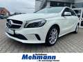 Mercedes-Benz A 200 Urban - LED-Navi-AHK-Pano Blanc - thumbnail 1