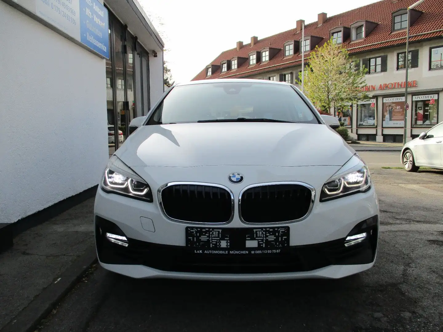 BMW 218 218d Aut. Sport Navi+Headup+ACC+Driv Assist Plus Weiß - 2