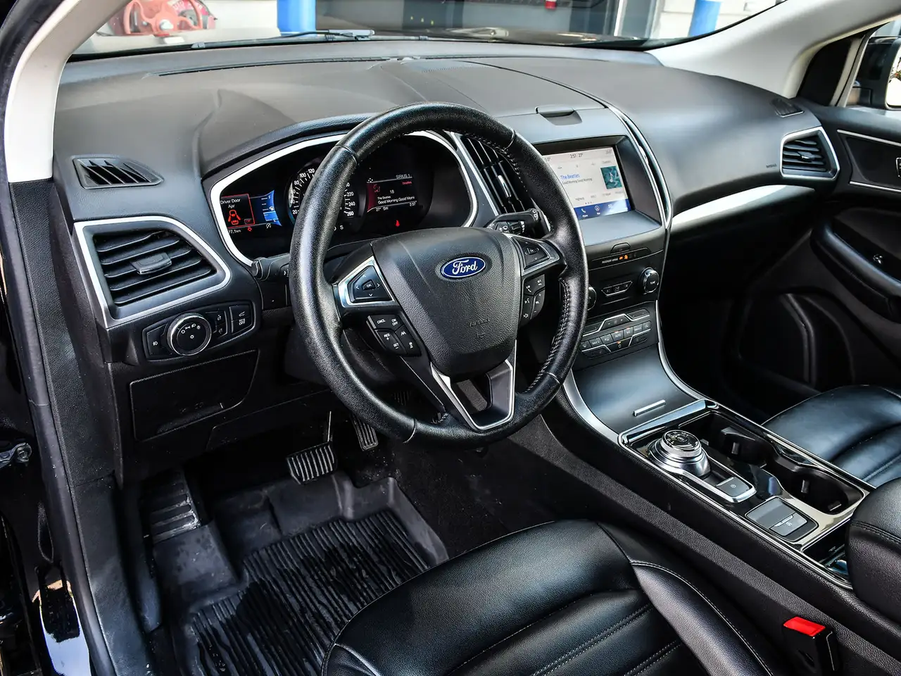 Ford Edge снимка Ford Edge
