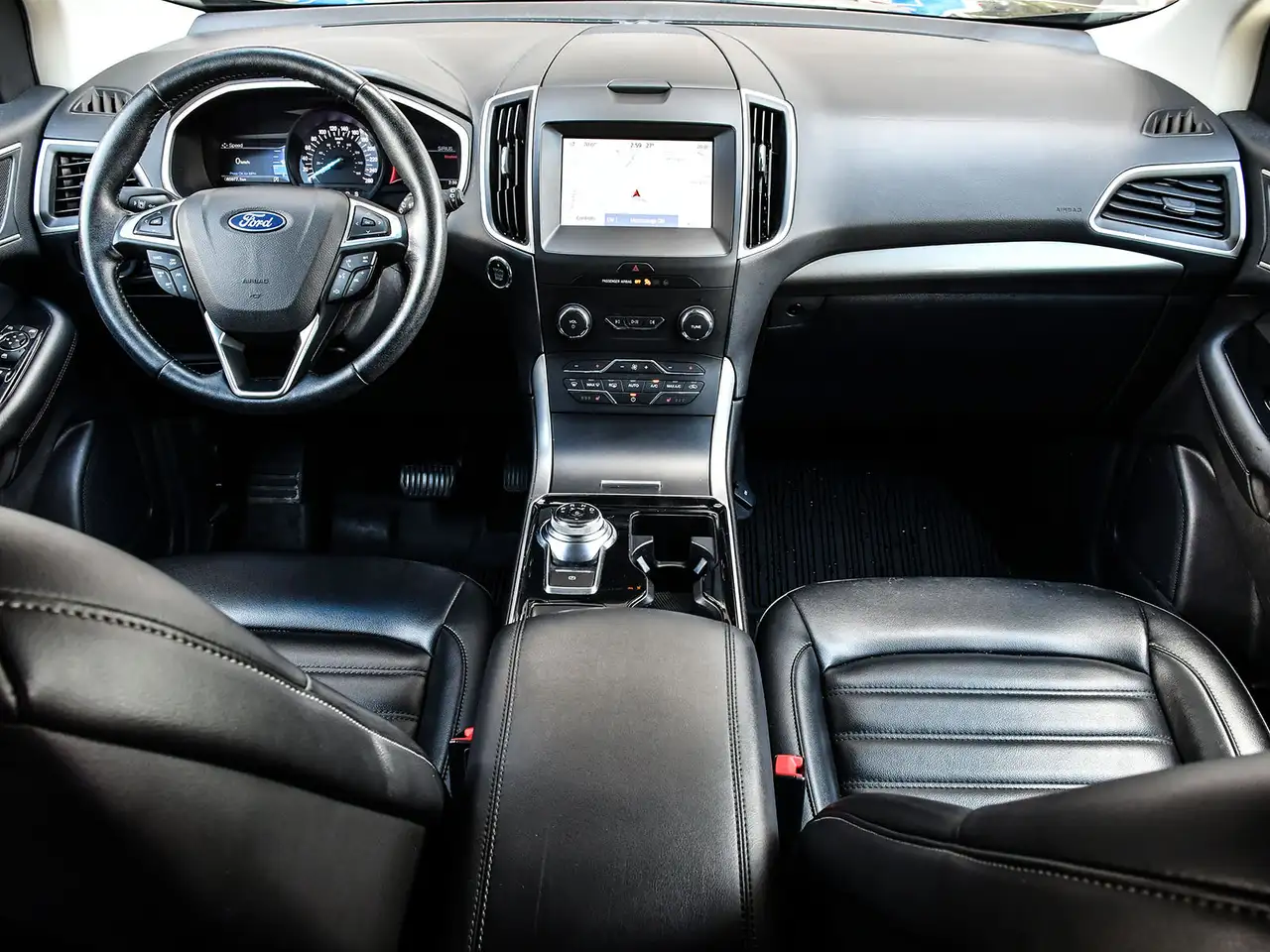 Ford Edge снимка Ford Edge