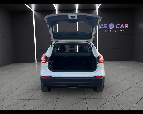 Nissan Qashqai view 20