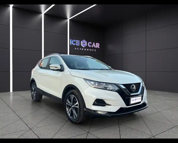 Nissan Qashqai view 3