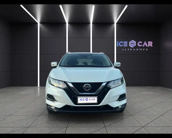Nissan Qashqai view 2