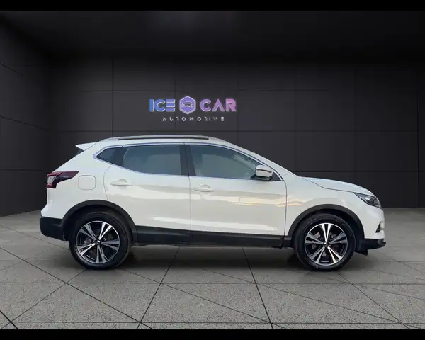Nissan Qashqai view 4