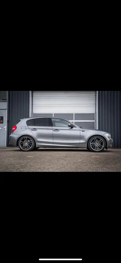 BMW 130 130i Ultimate Edition Gris - 2