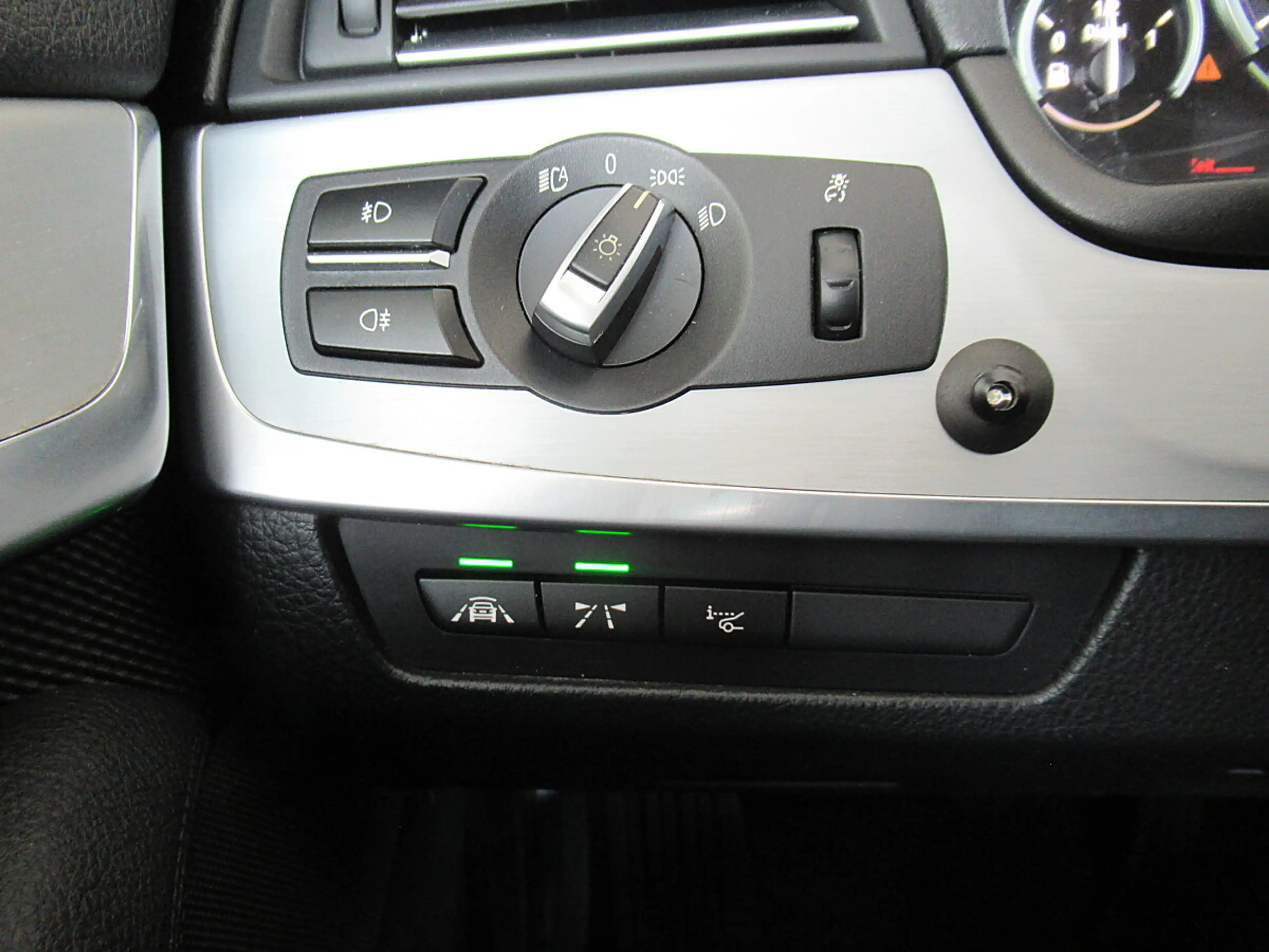 BMW 525 d xDrive Österreich-Paket Aut. *Xenon *Navi *Sp... — photo 10