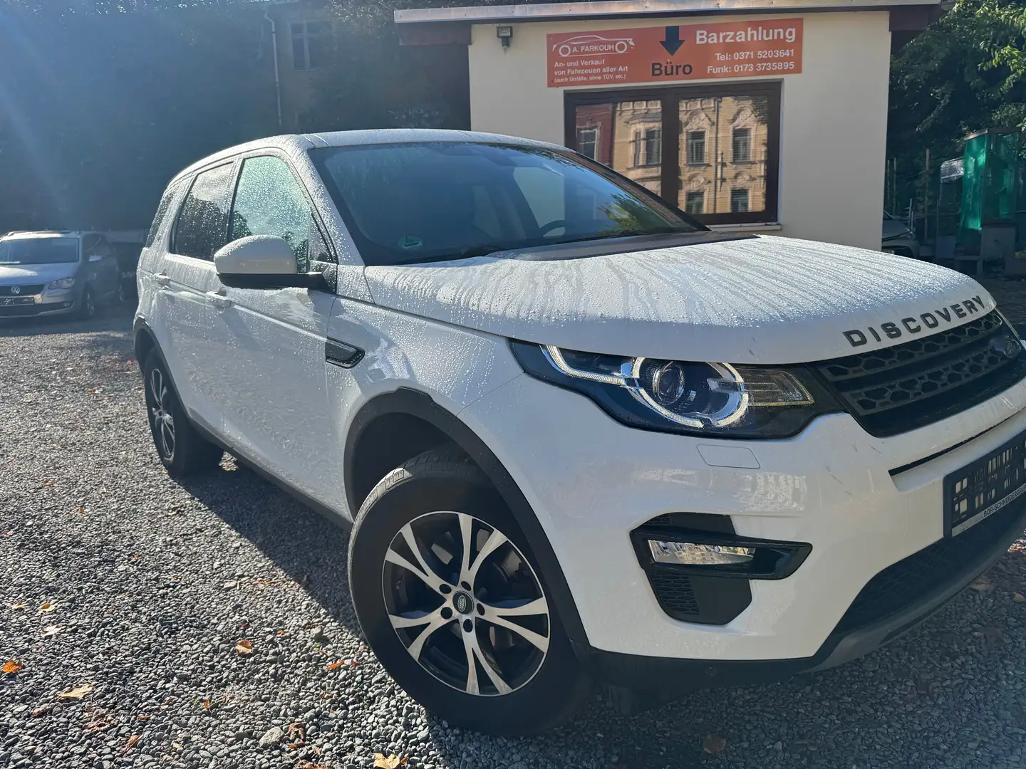 Land Rover Discovery Sport SE AWD Blanc - 1