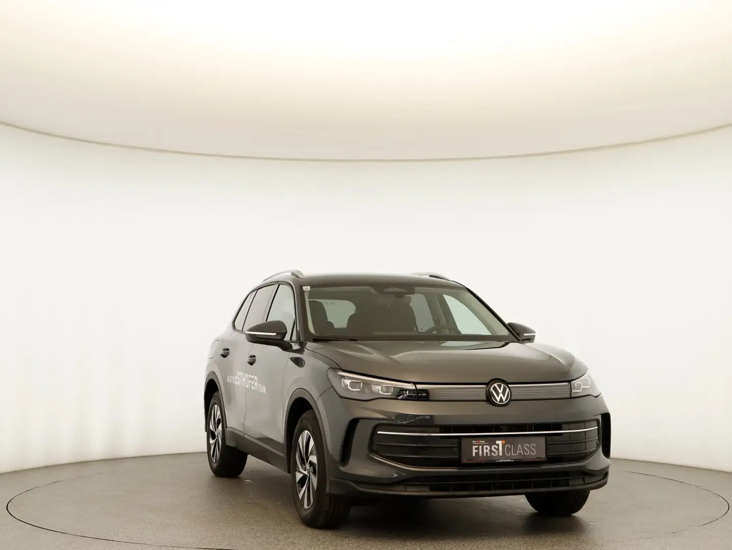 Volkswagen Tiguan Friends eTSI DSG Grau - 2