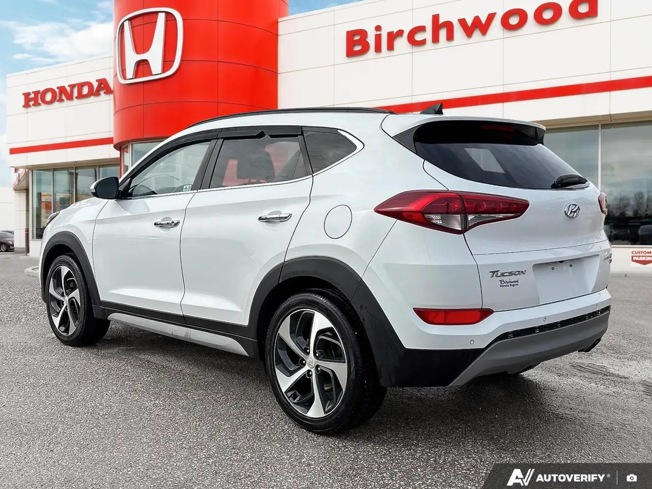Hyundai TUCSON photo Hyundai TUCSON