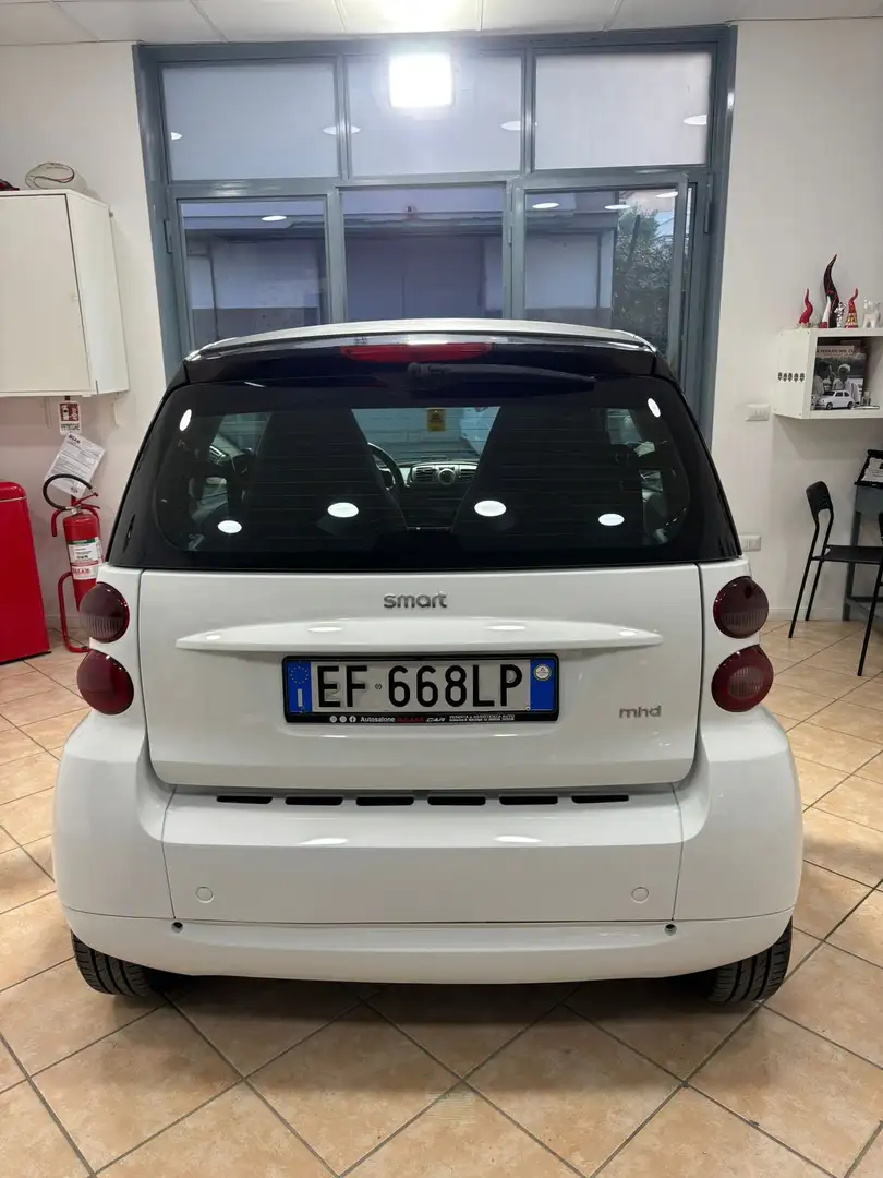 smart forTwo FORTWO 1000 45 KW COUPE PURE Bianco - 2