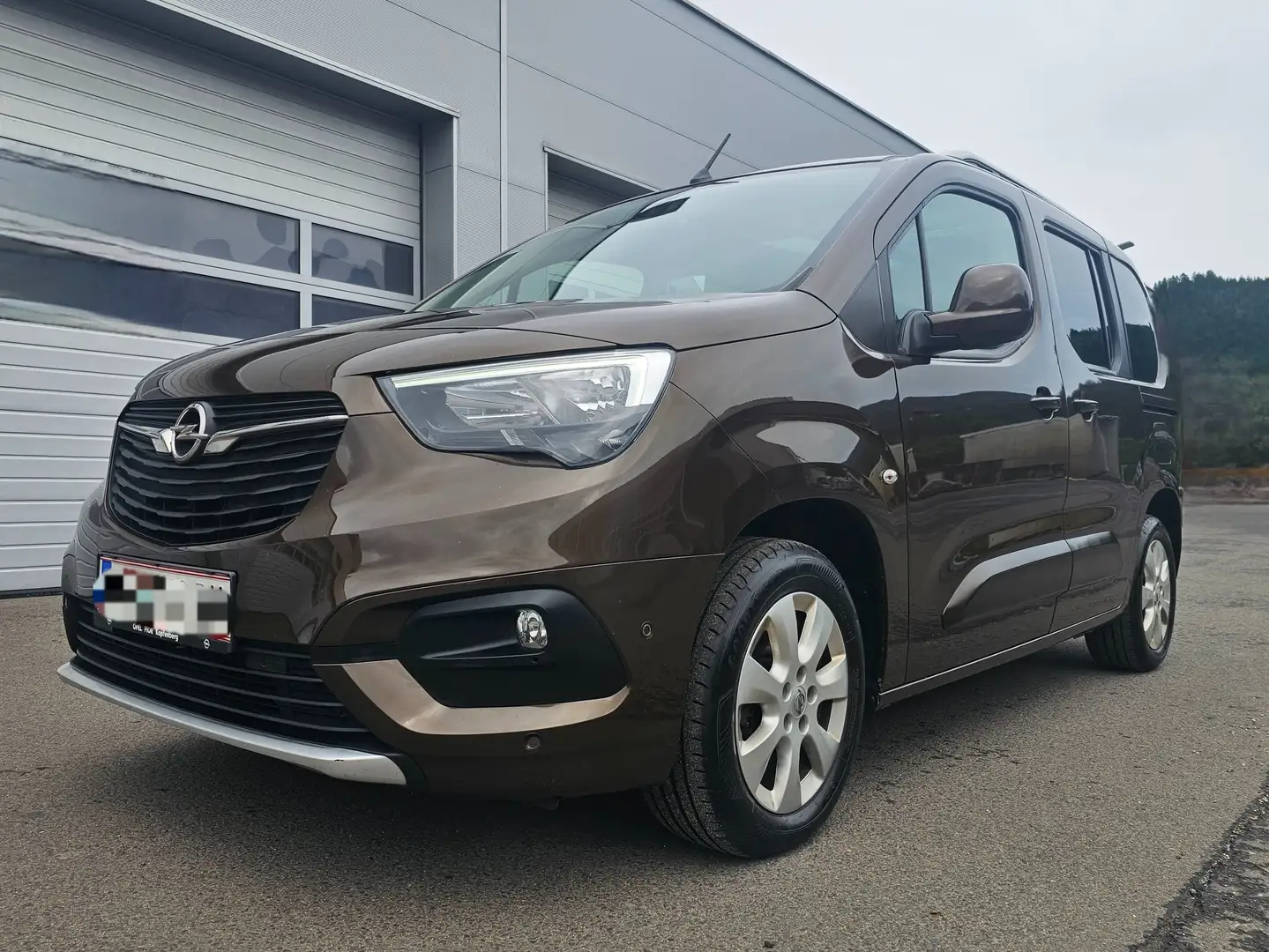 Opel Combo Life 1,5 CDTI L1H1 Innovation Premium Braun - 1