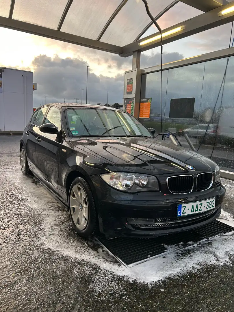 BMW 116 116i Noir - 1