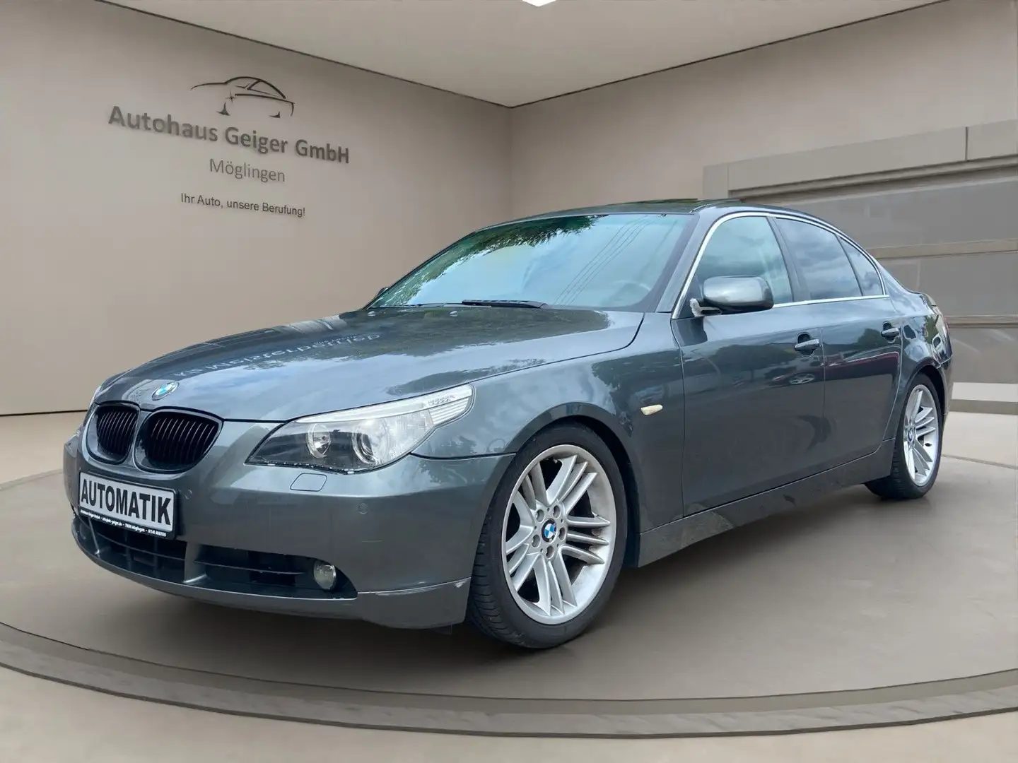 BMW 530 i Vollausstattung*Leder*8-Fach*Xenon*Memositz Grau - 1