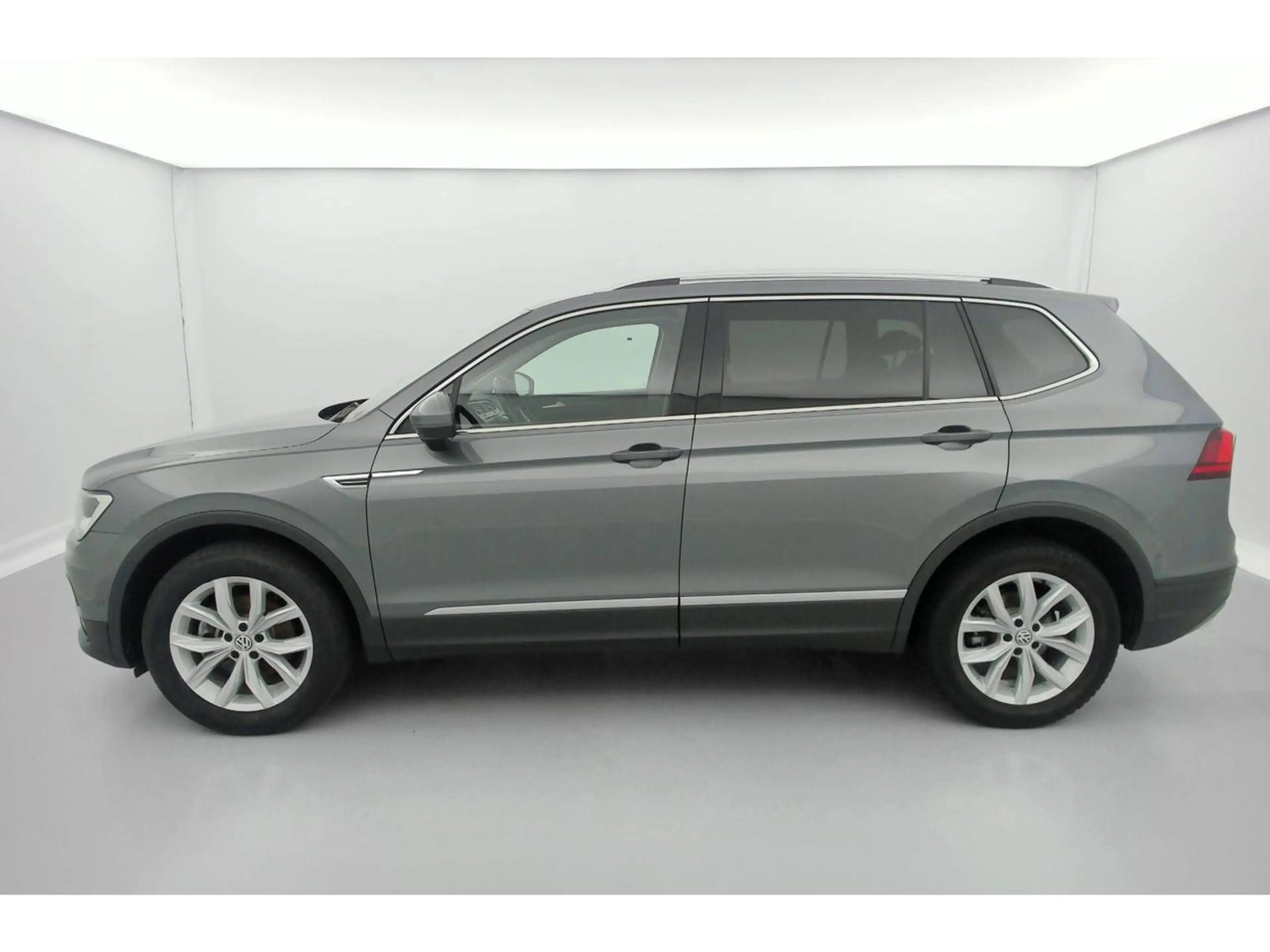 Volkswagen Tiguan Allspace Comfortline 2.0 TDI SCR 110 kW (150 pk) DSG — photo 4