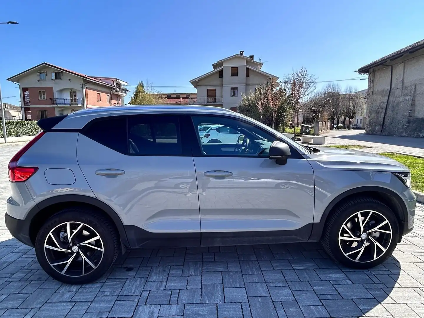 Volvo XC40 2.0 b3 Core auto - 2