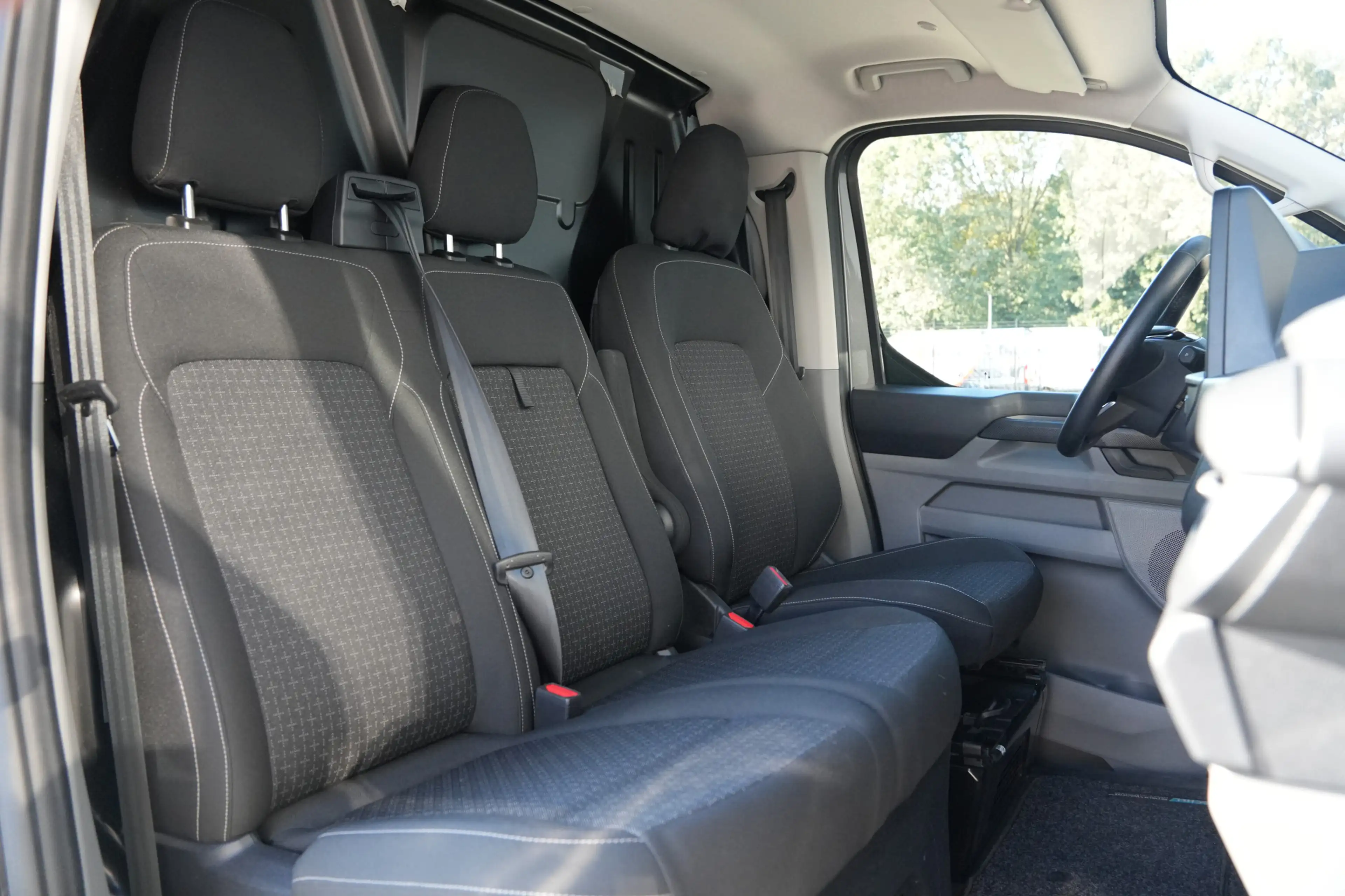 Ford Transit Custom 320 2.5 PHEV L2H1 Trend 232pk - 2x Schuif - Trekha — photo 41