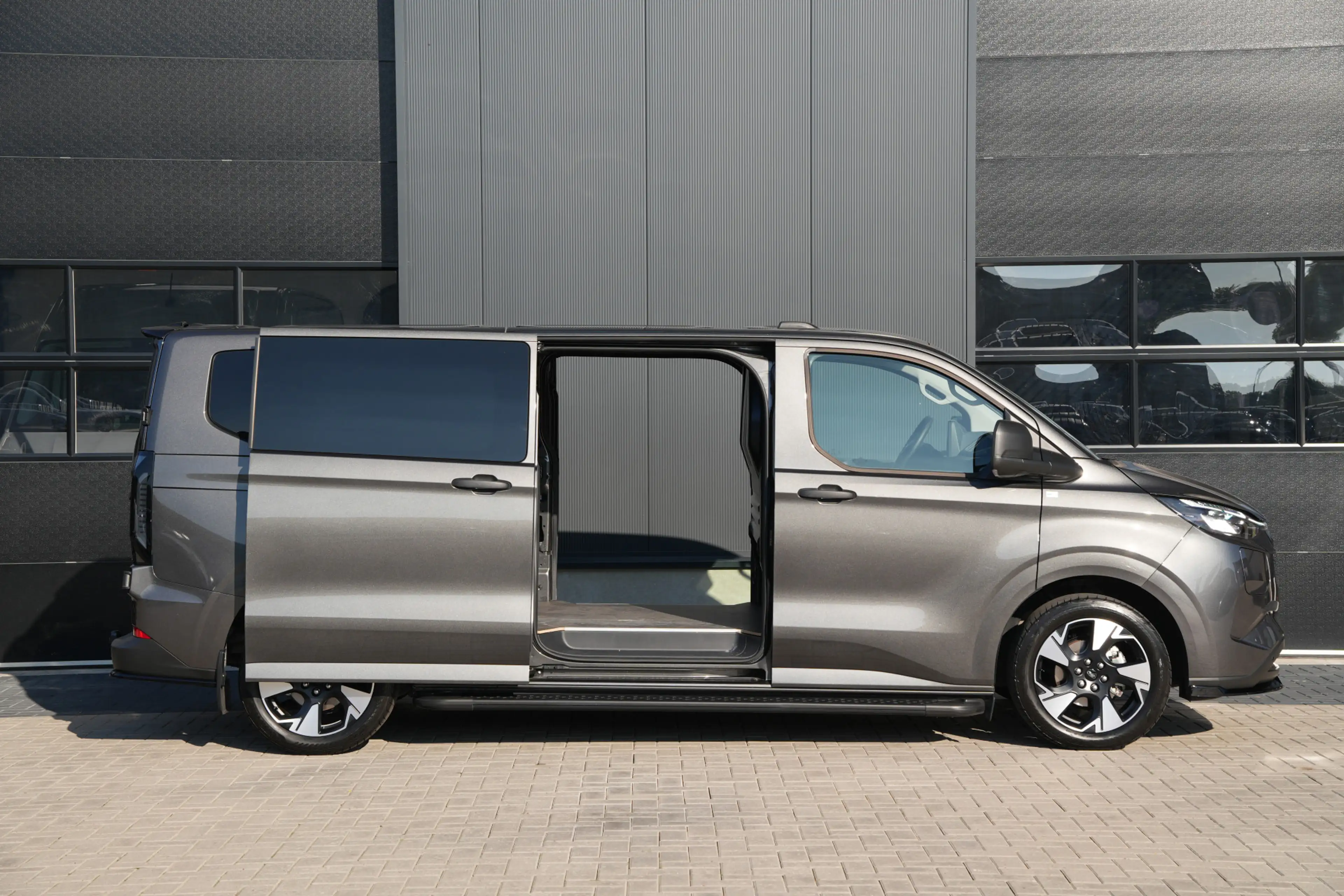 Ford Transit Custom 320 2.5 PHEV L2H1 Trend 232pk - 2x Schuif - Trekha — photo 5