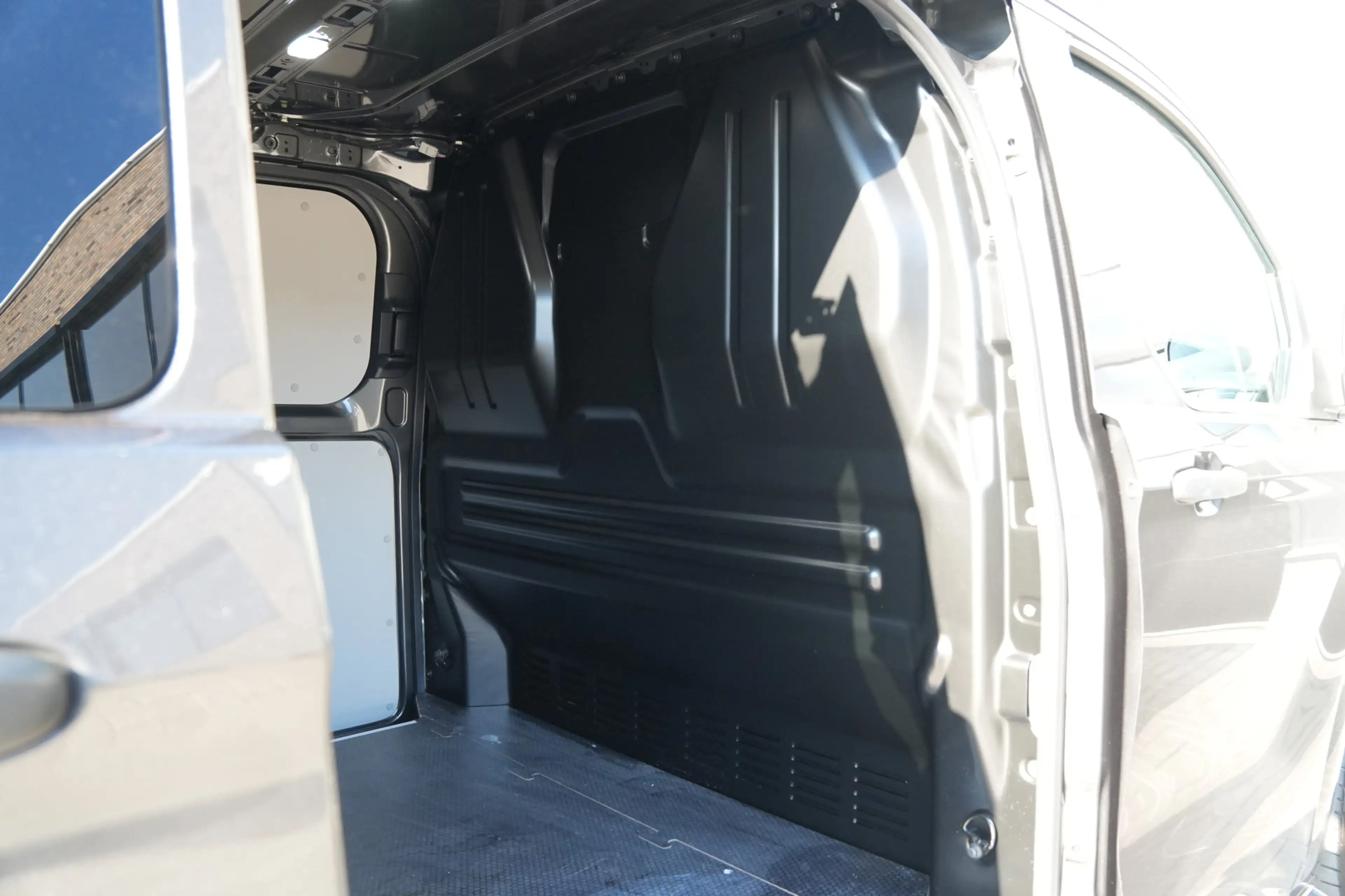 Ford Transit Custom 320 2.5 PHEV L2H1 Trend 232pk - 2x Schuif - Trekha — photo 13