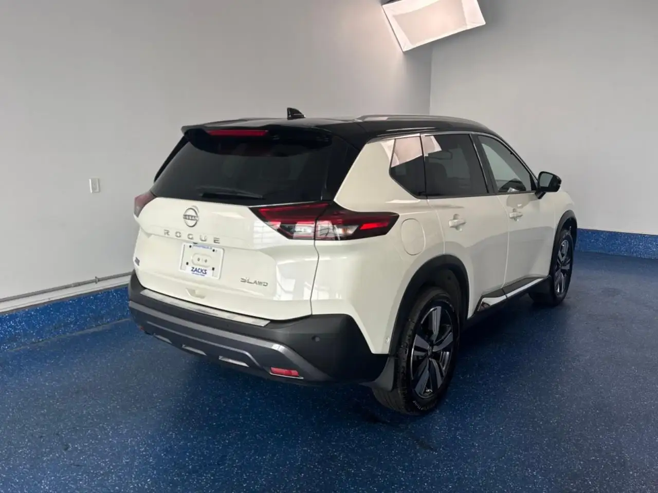 Nissan Rogue снимка Nissan Rogue
