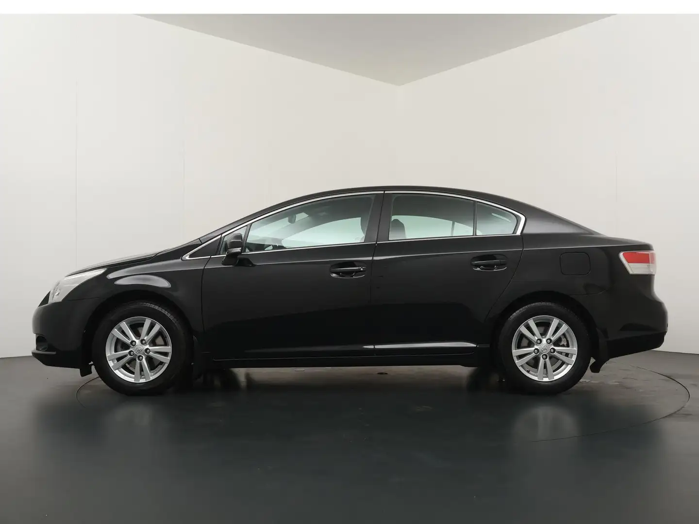 Toyota Avensis 1.8 VVTi Dynamic - Navigatie - Climate Control - T Noir - 2