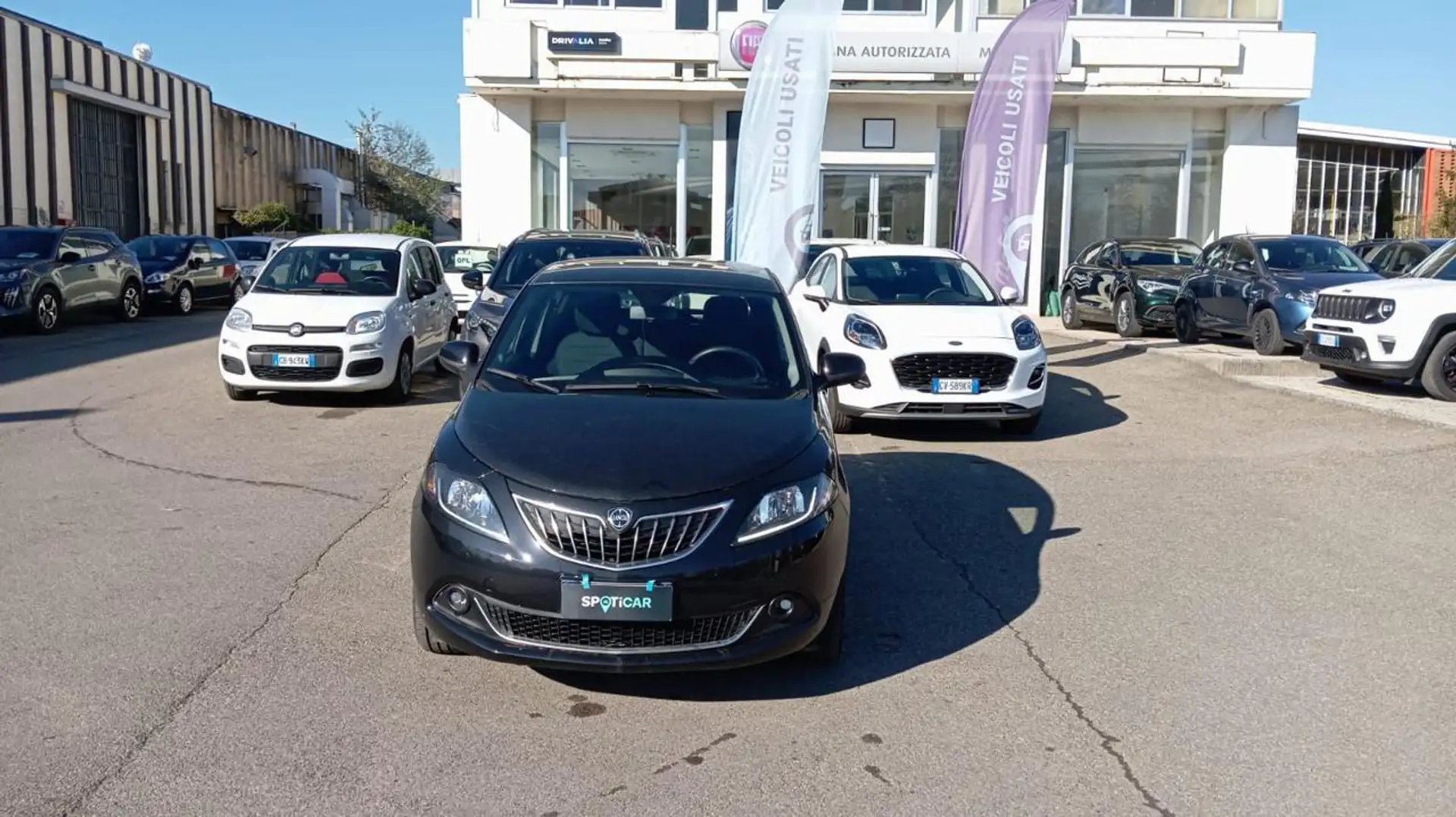 Lancia Ypsilon *PROMO* 1.0 FireFly 5 porte S&S Hybrid Platino Bleu - 2