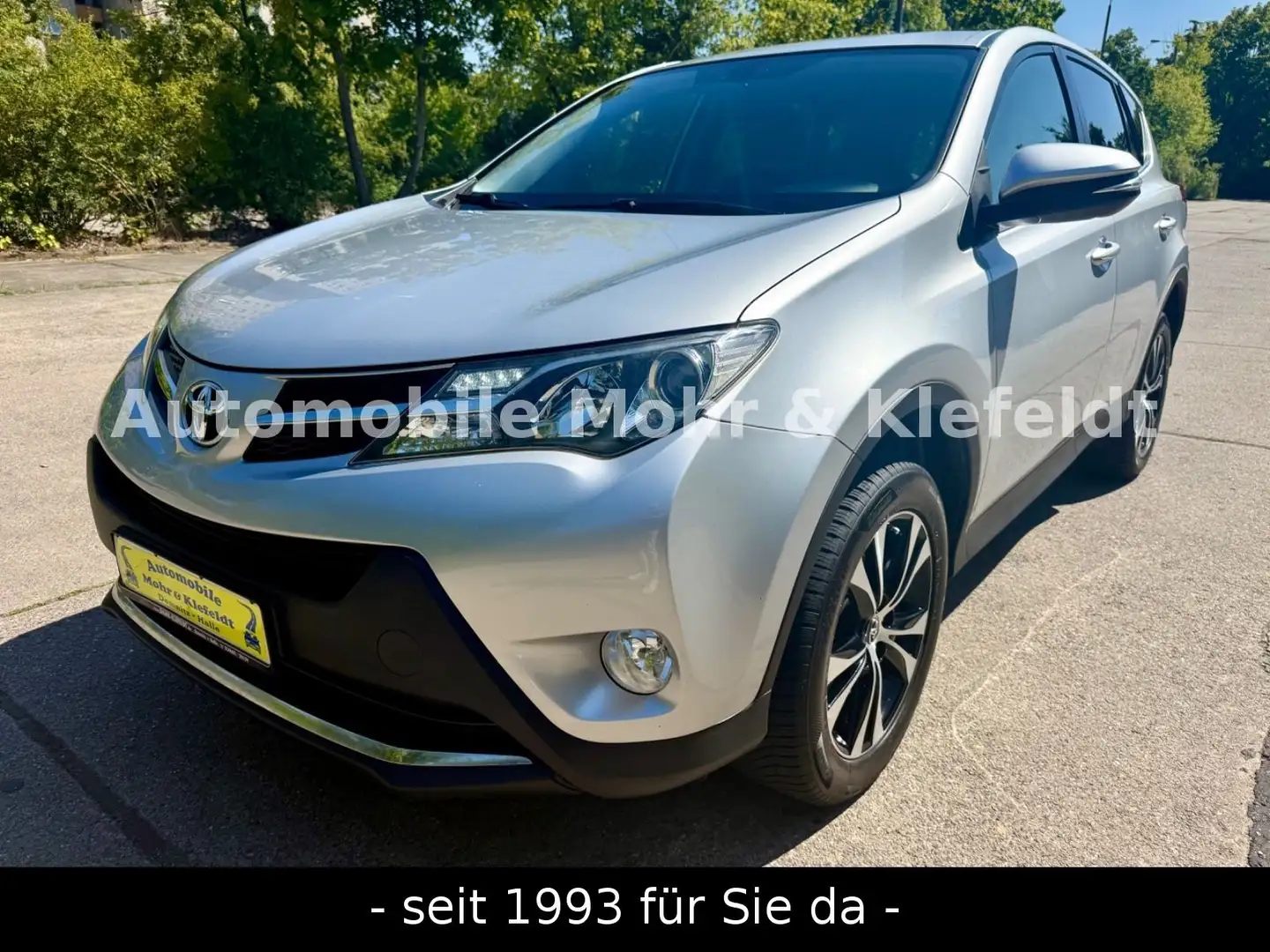 Toyota RAV 4 4X4 Automatik  Edition 2015 Argent - 1