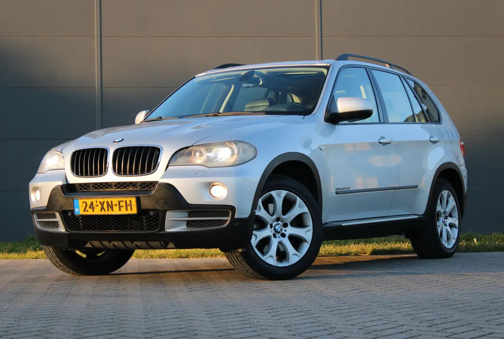 BMW X5 XDrive30i High Executive 7p. Grau - 2