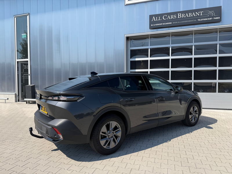 Peugeot 408 1.2 PureTech Allure 130 EAT8 / led / 65.000 km/ vi — photo 6