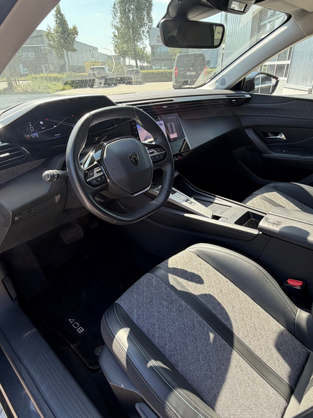Peugeot 408 1.2 PureTech Allure 130 EAT8 / led / 65.000 km/ vi — photo 10