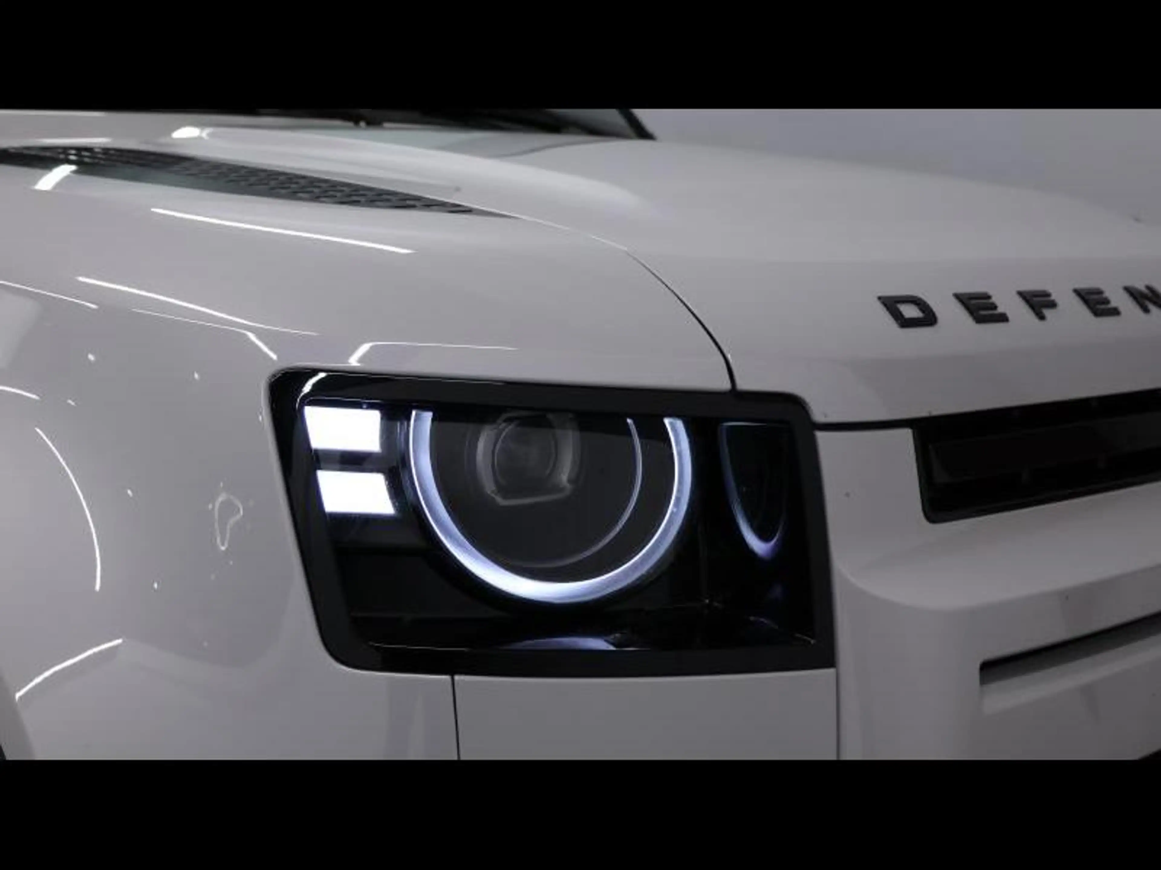 Land Rover Defender D200 S AWD Auto. — photo 10