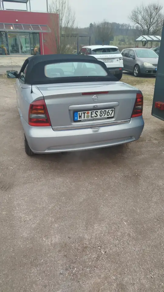 Opel Astra 3p 2.0 16v Opc 160cv, foto 2