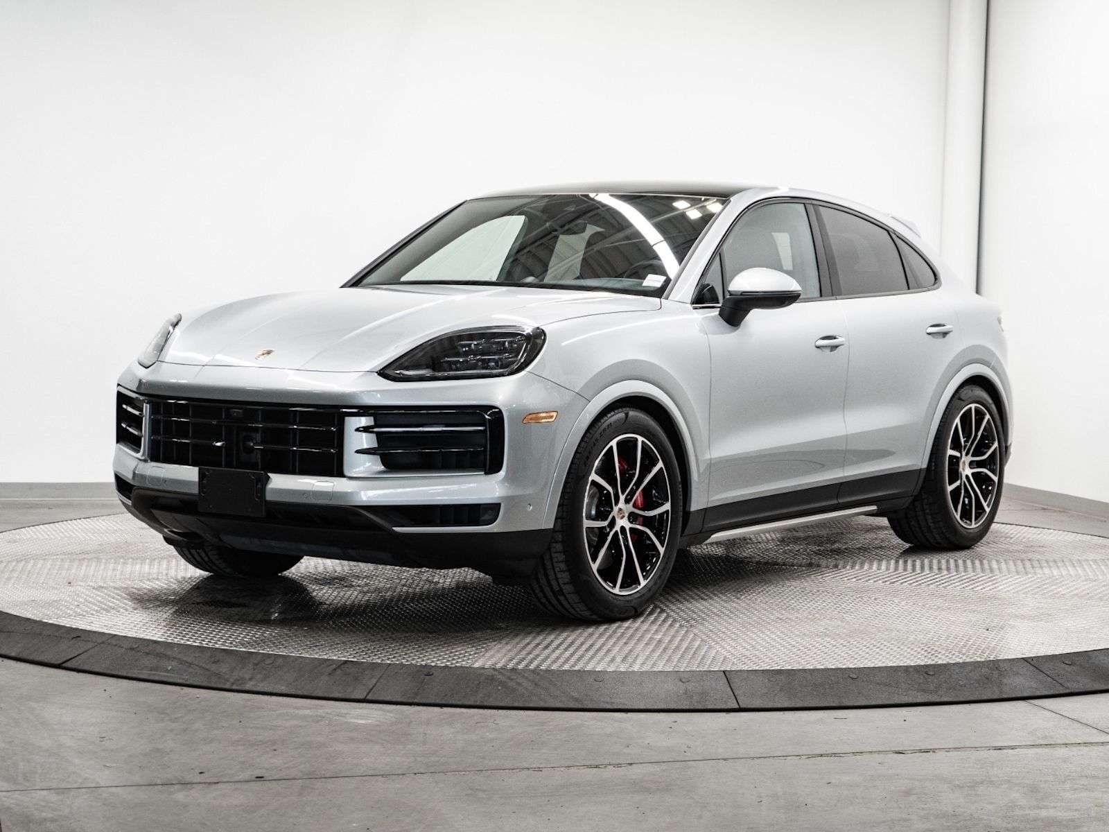2025 Porsche Cayenne | 2 Full Sets of Wheels & Tires, Low Mileage, New