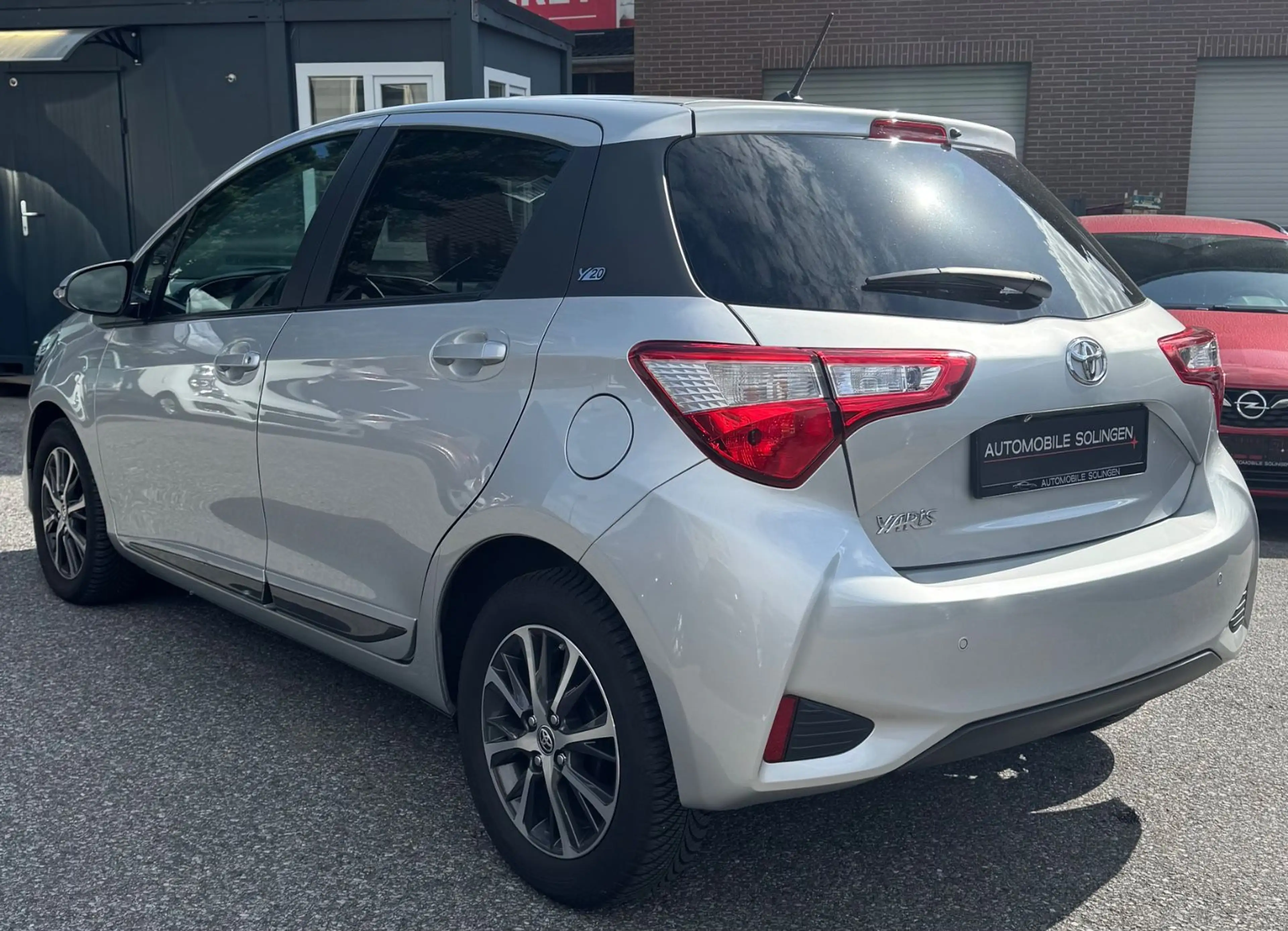 Toyota Yaris Y20 Club AUT+ALLW+SHZ+BT+BC+RFK+PDC+ALU+AC — photo 4